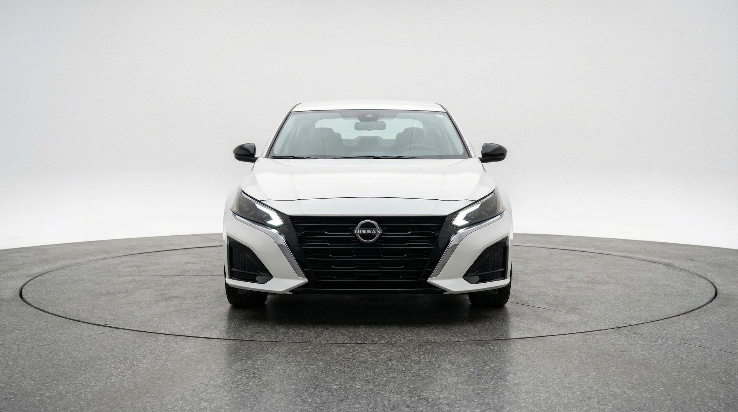 Thumbnail: 2025 Nissan Altima - 2