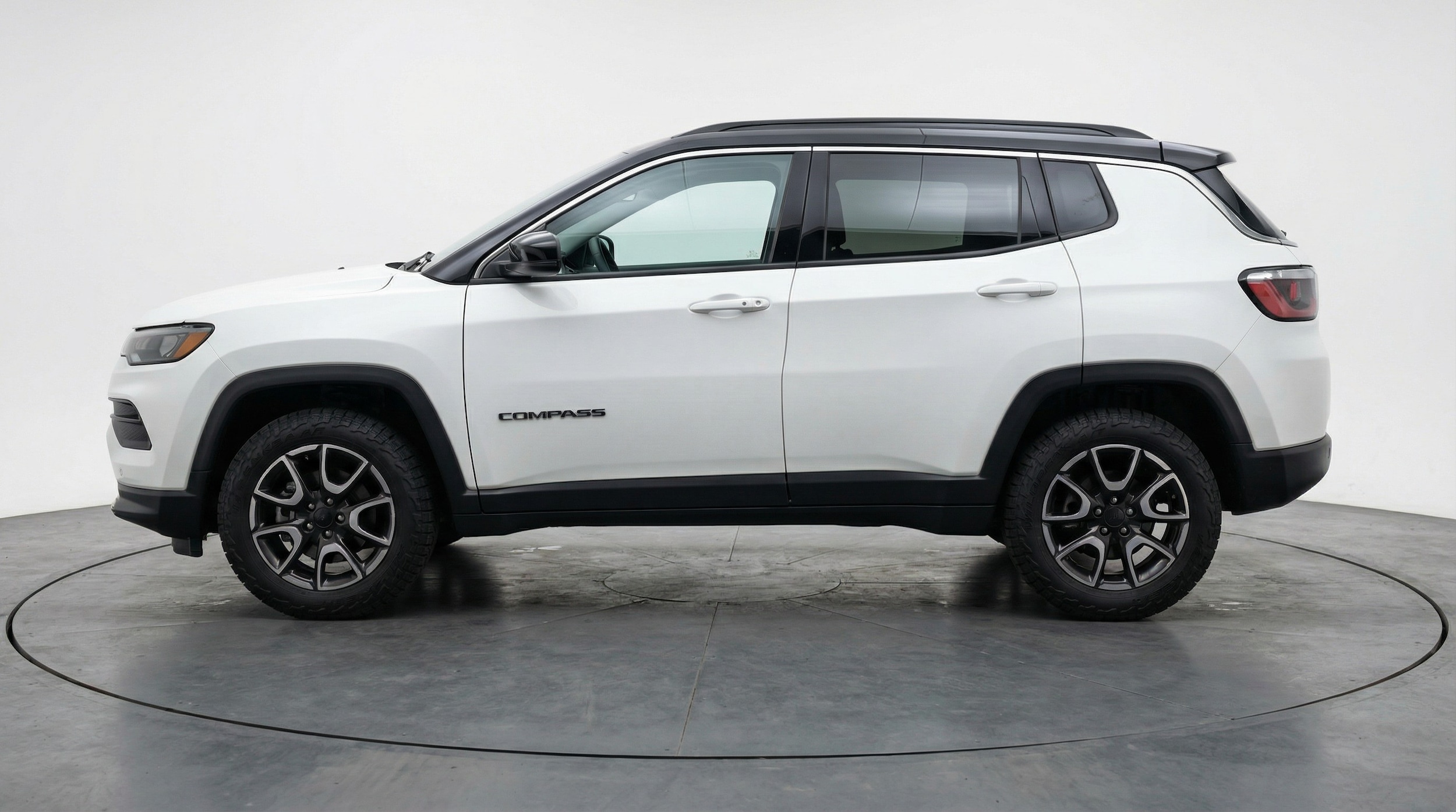 Thumbnail: 2025 Jeep Compass - 4