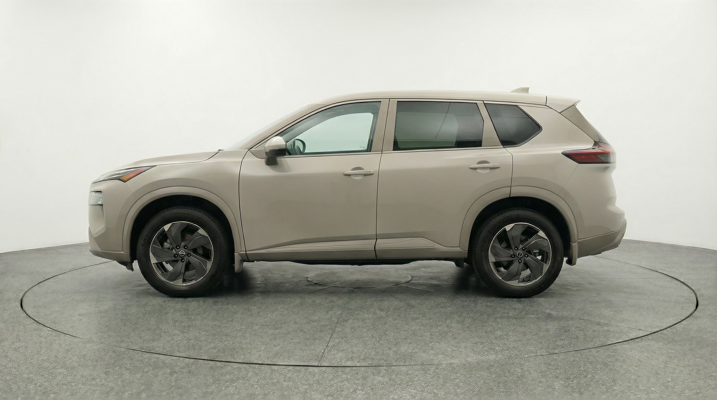 Thumbnail: 2025 Nissan Rogue - 4