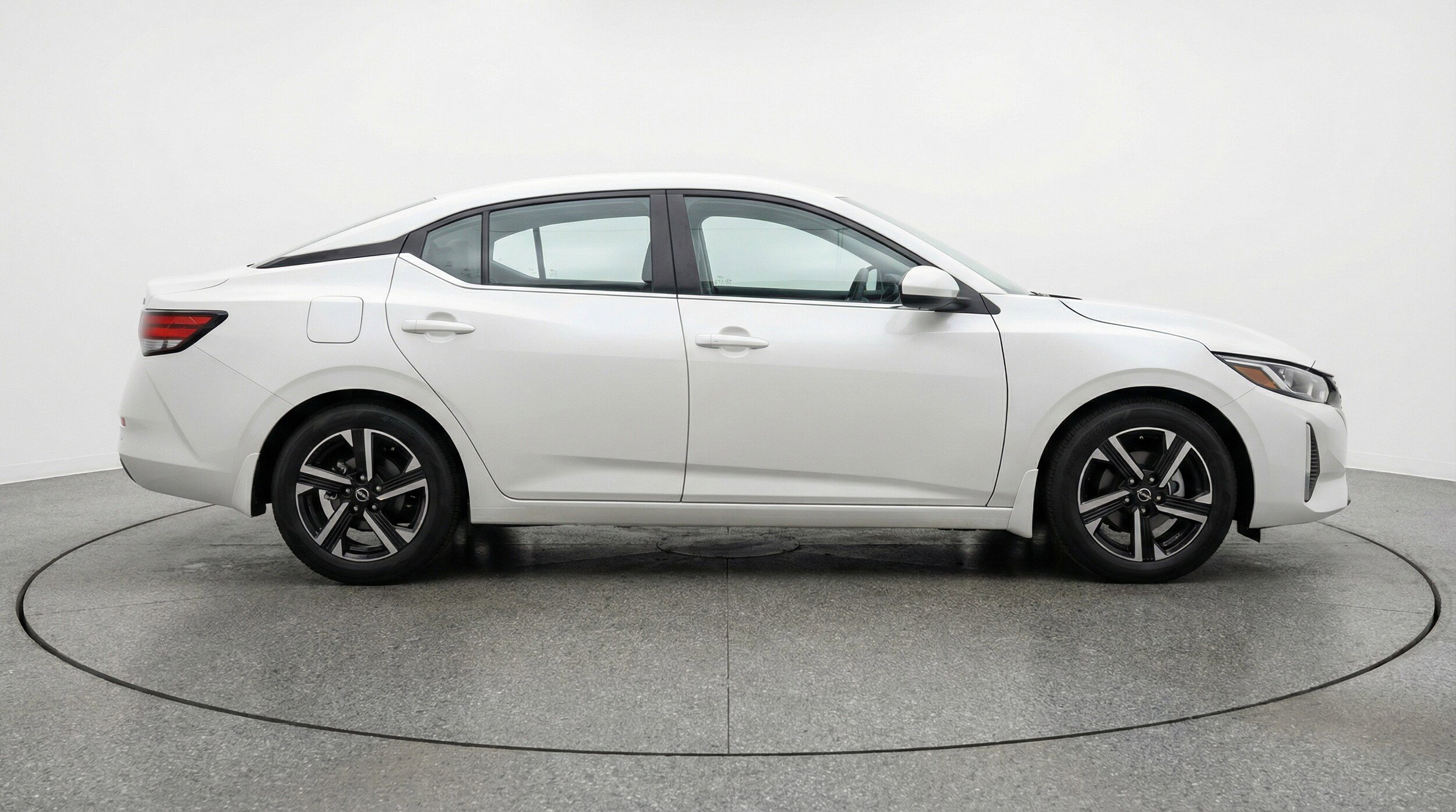 Thumbnail: 2025 Nissan Sentra - 11