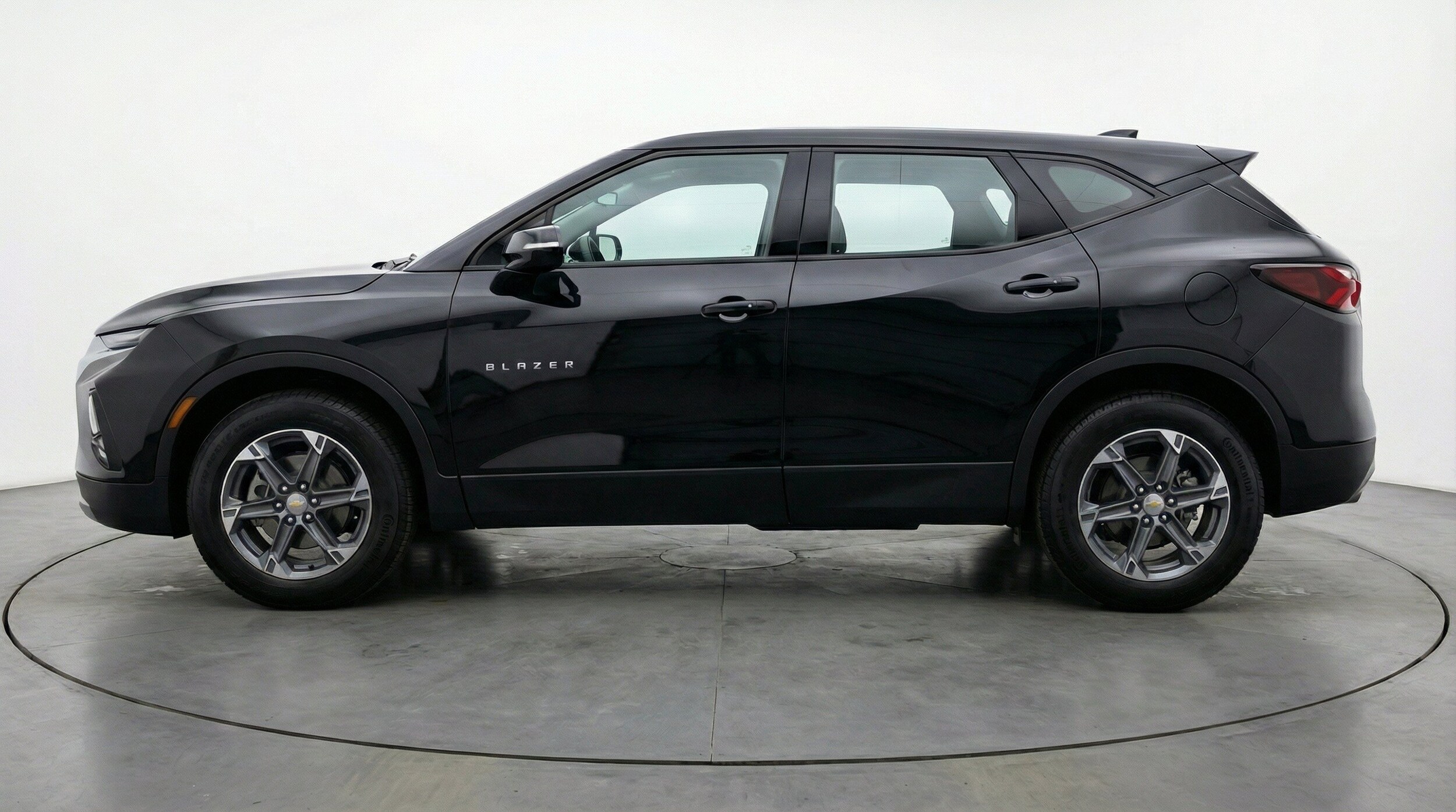 Thumbnail: 2025 Chevrolet Blazer - 5