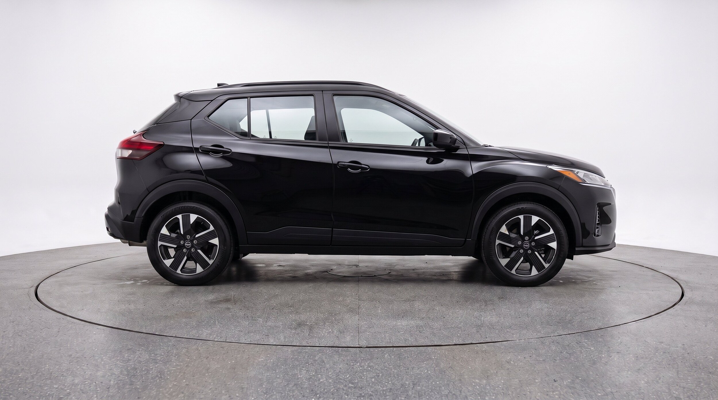 Thumbnail: 2026 Nissan Kicks - 10
