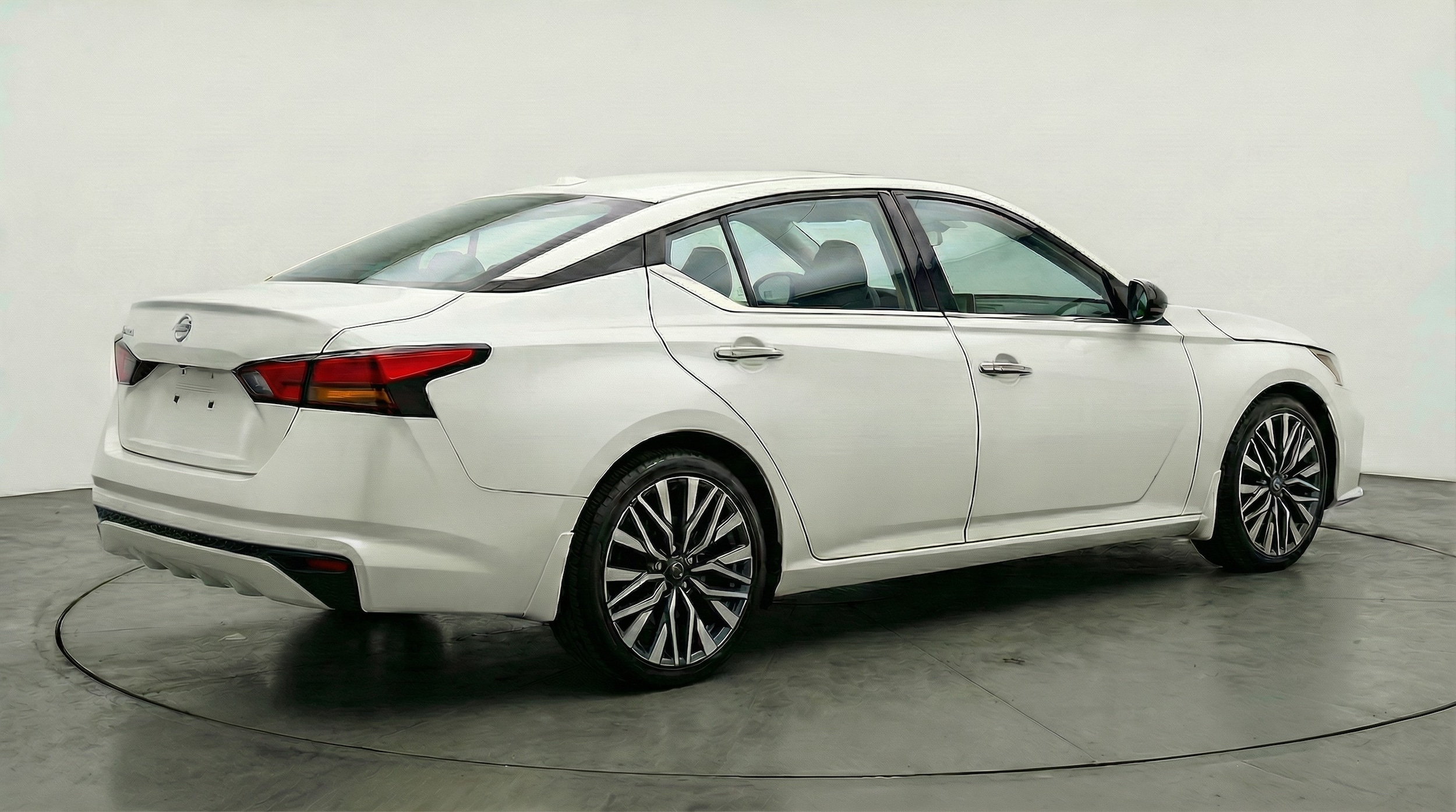 Thumbnail: 2025 Nissan Altima - 7