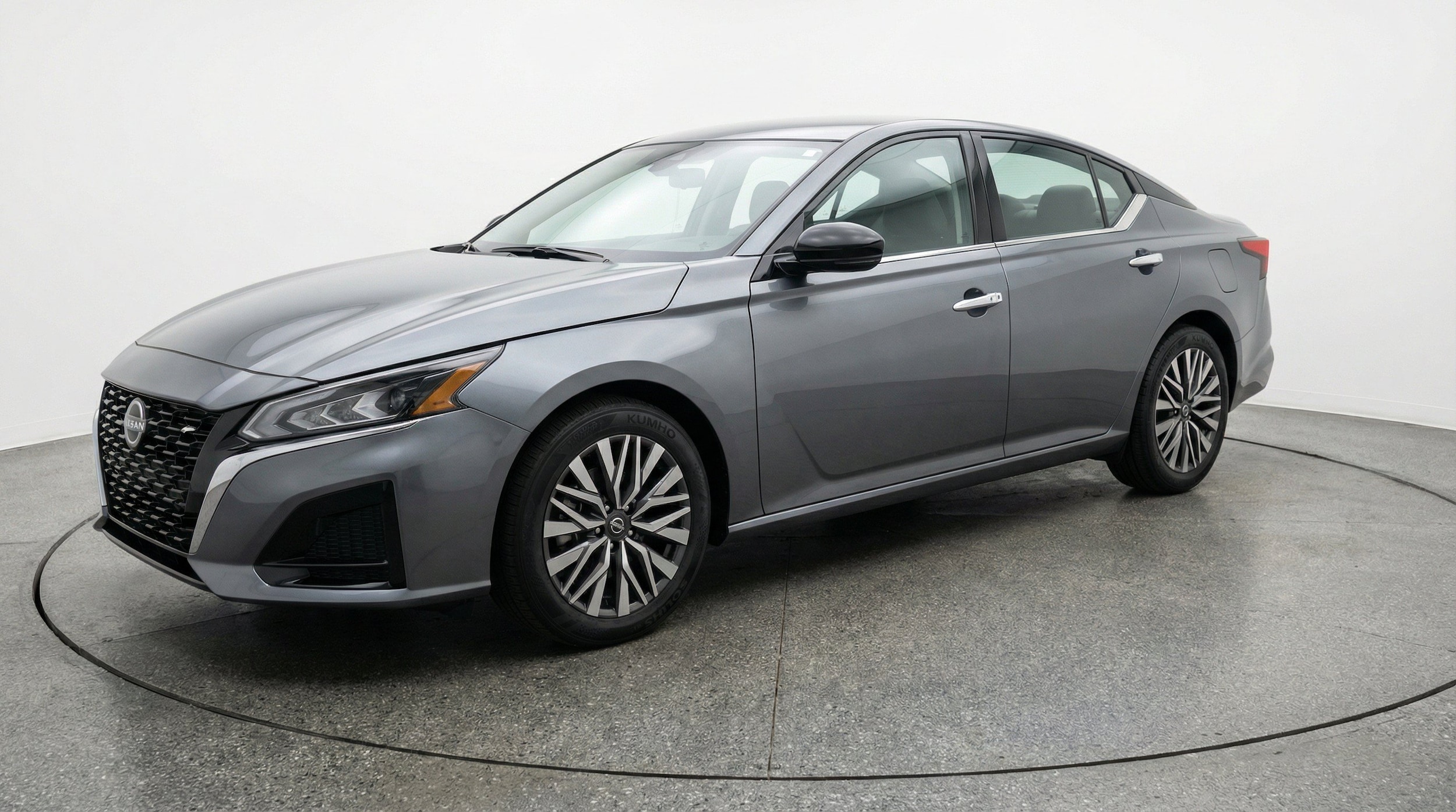 Thumbnail: 2025 Nissan Altima - 3