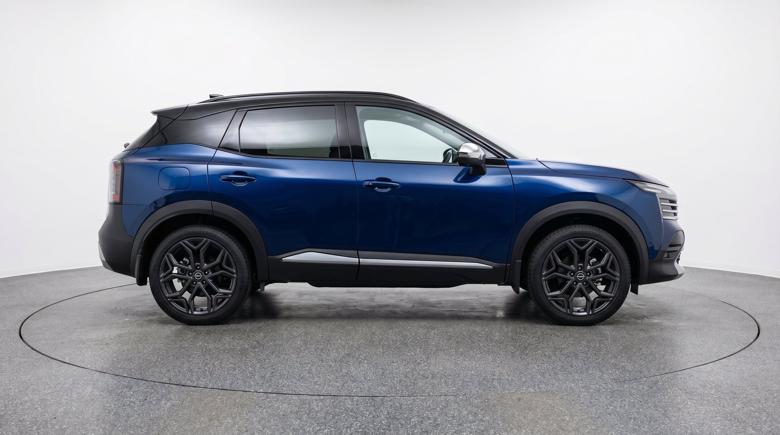 Thumbnail: 2026 Nissan Kicks - 10