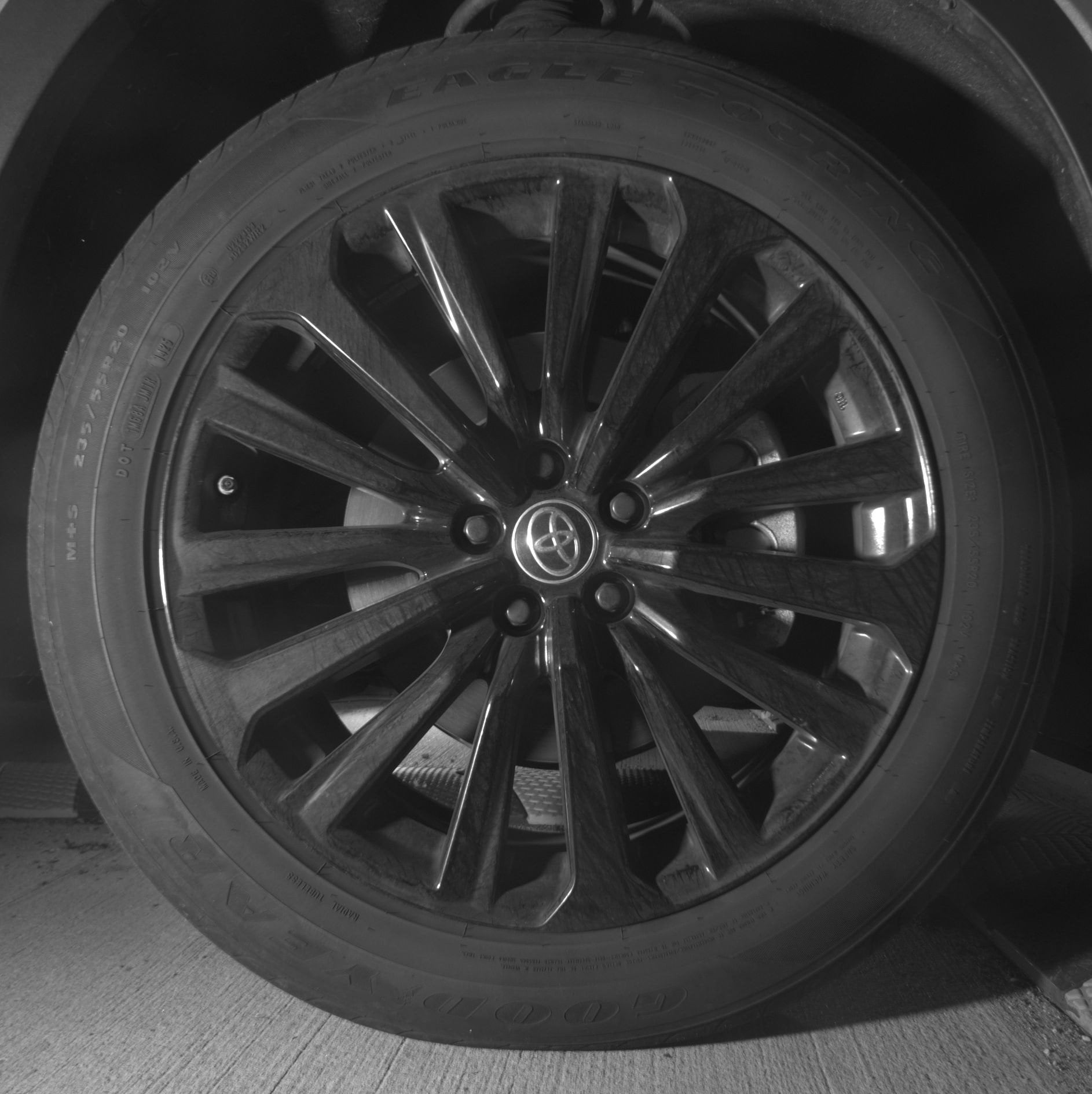 Thumbnail: 2025 Toyota Highlander - 13