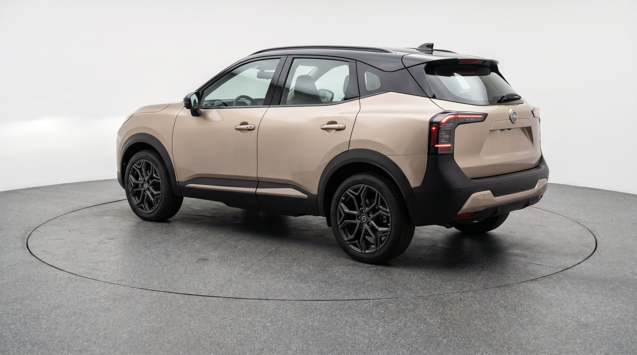 Thumbnail: 2026 Nissan Kicks - 6