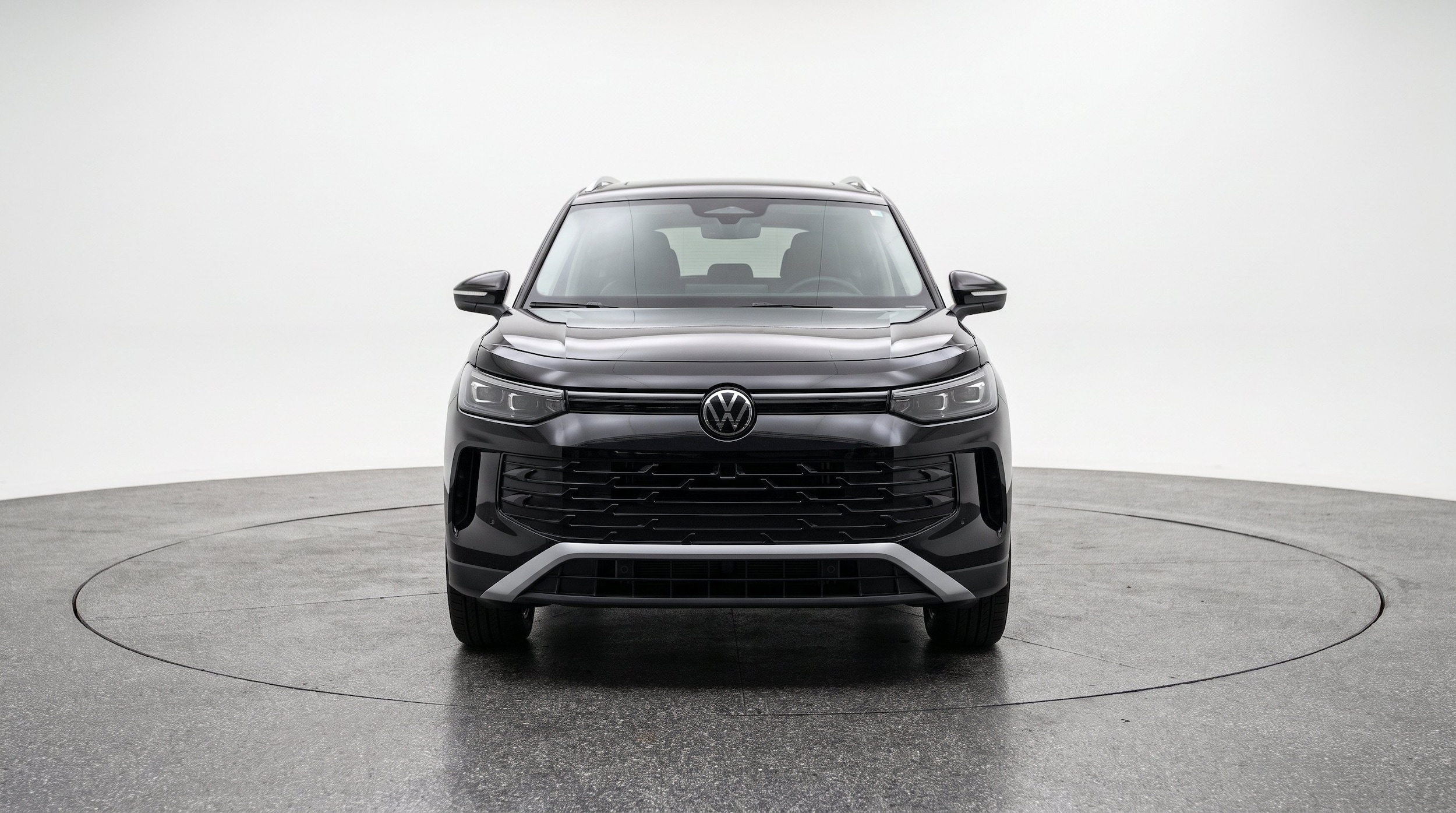 Thumbnail: 2026 Volkswagen Tiguan - 2