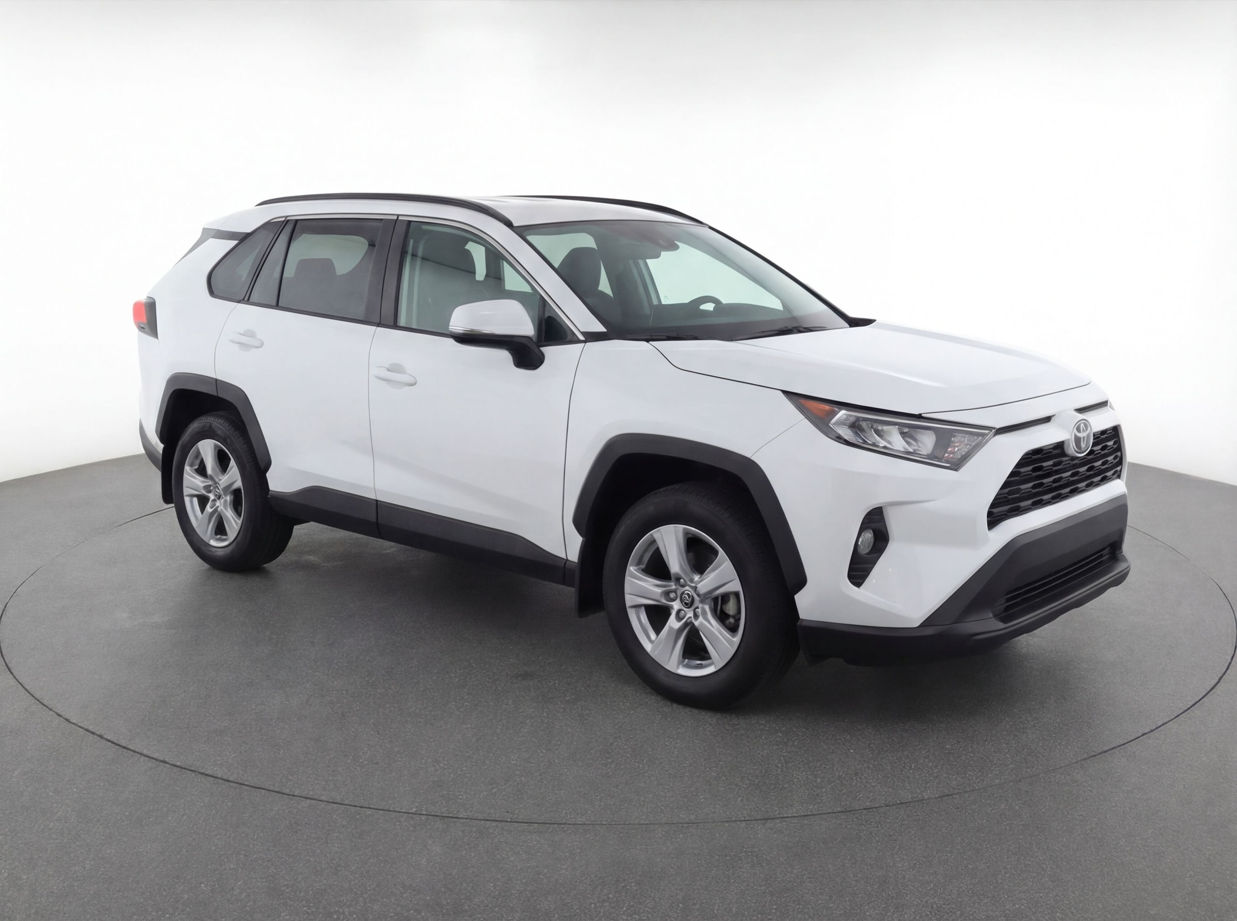 2025 Toyota RAV4 XLE AWD