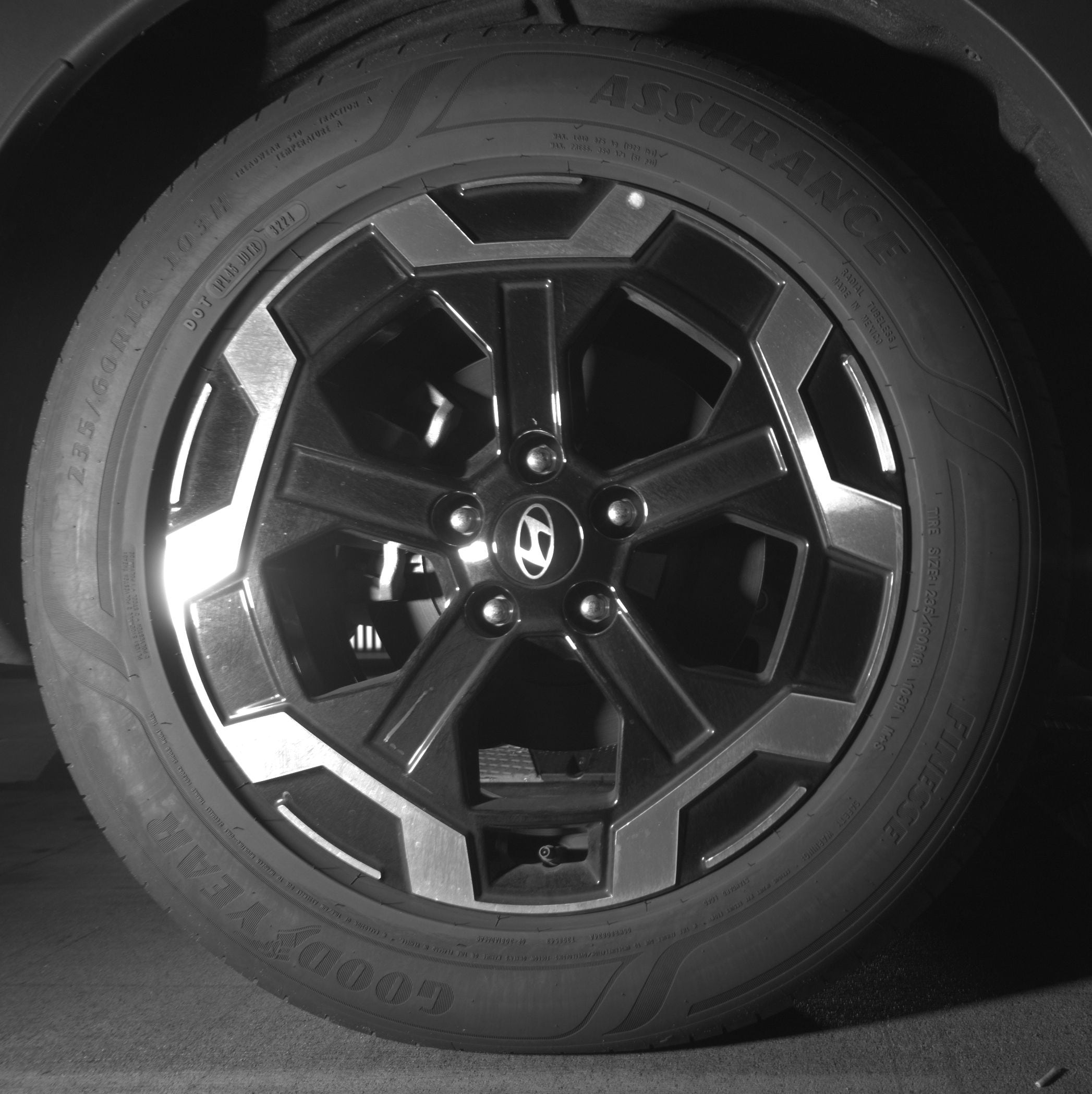 Thumbnail: 2025 Hyundai Santa Fe - 12