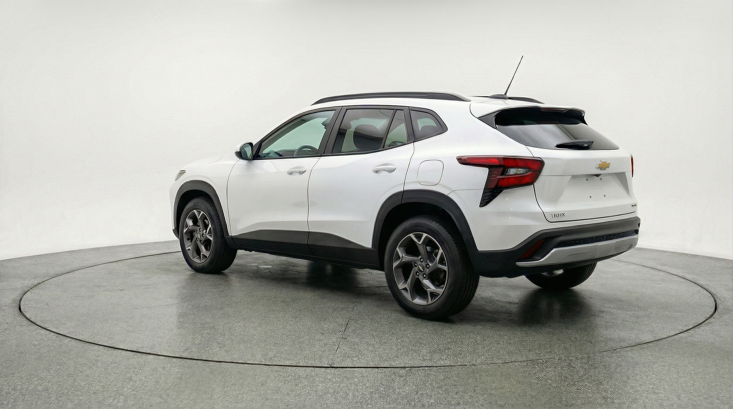 Thumbnail: 2025 Chevrolet Trax - 5