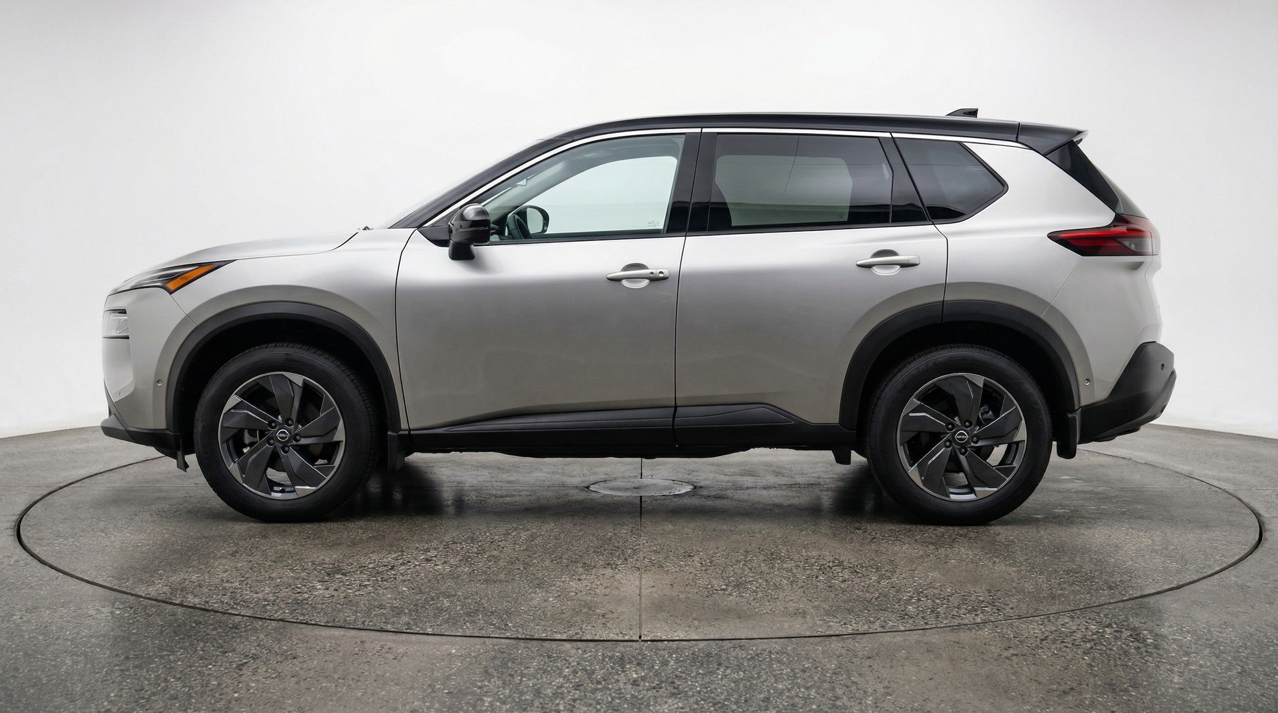 Thumbnail: 2025 Nissan Rogue - 5