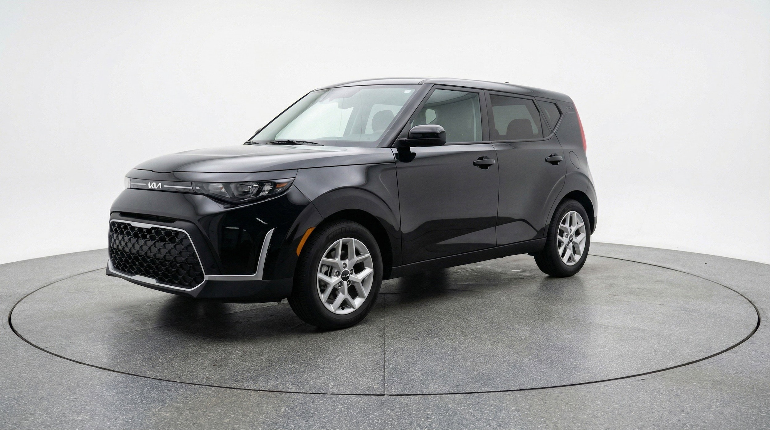 Thumbnail: 2025 Kia Soul - 3