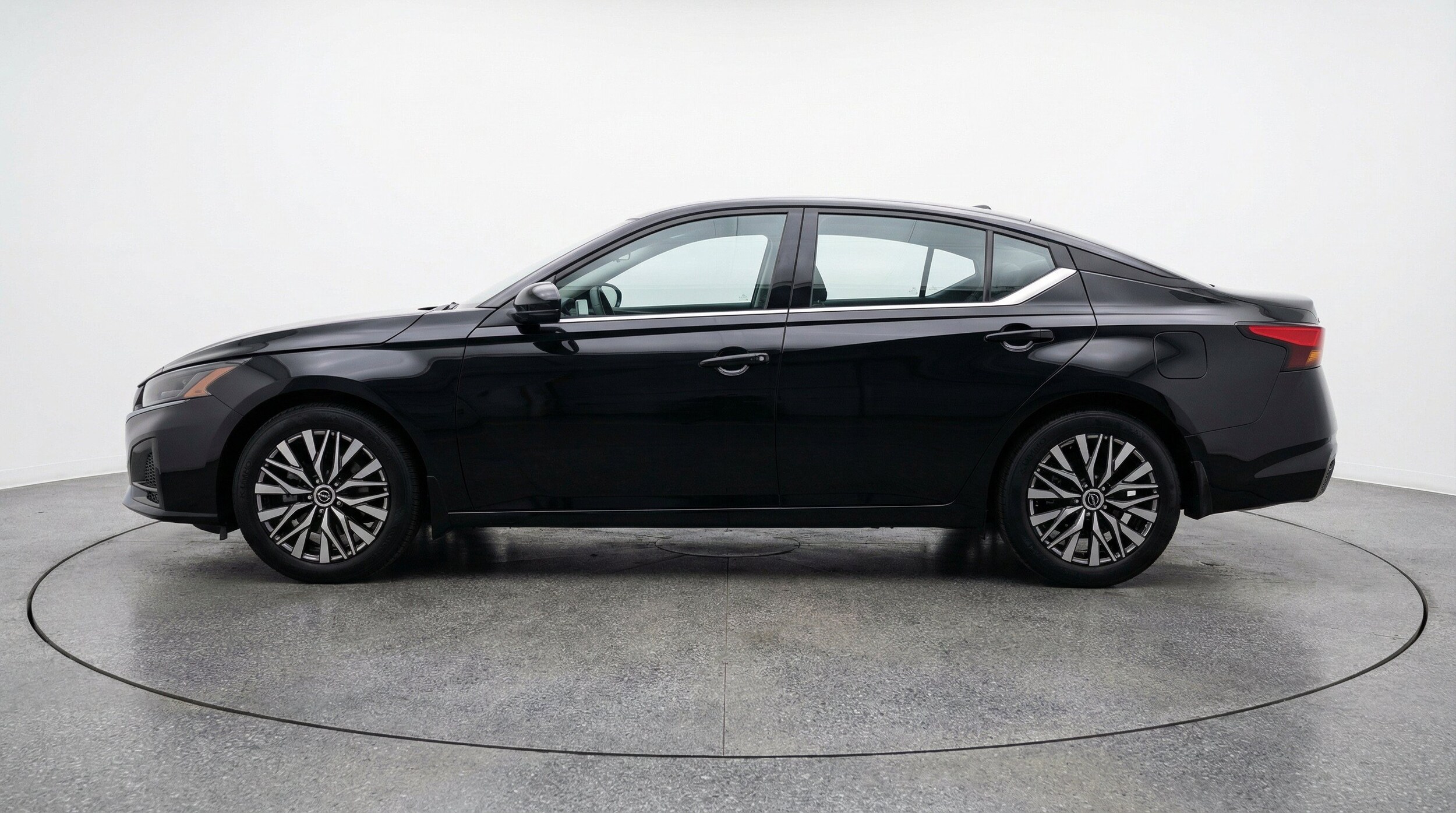 Thumbnail: 2026 Nissan Altima - 5