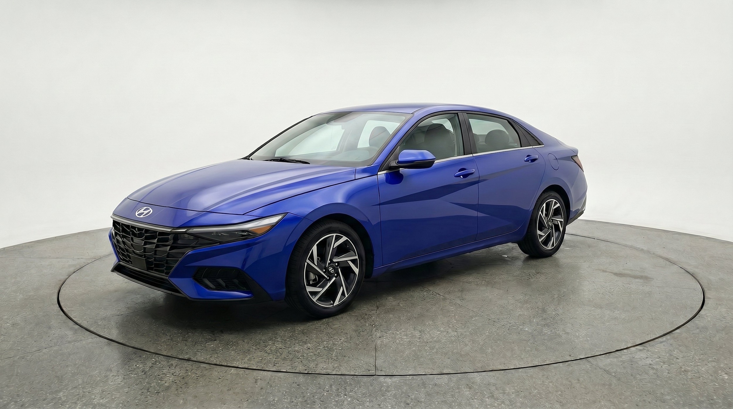 Thumbnail: 2025 Hyundai Elantra - 3
