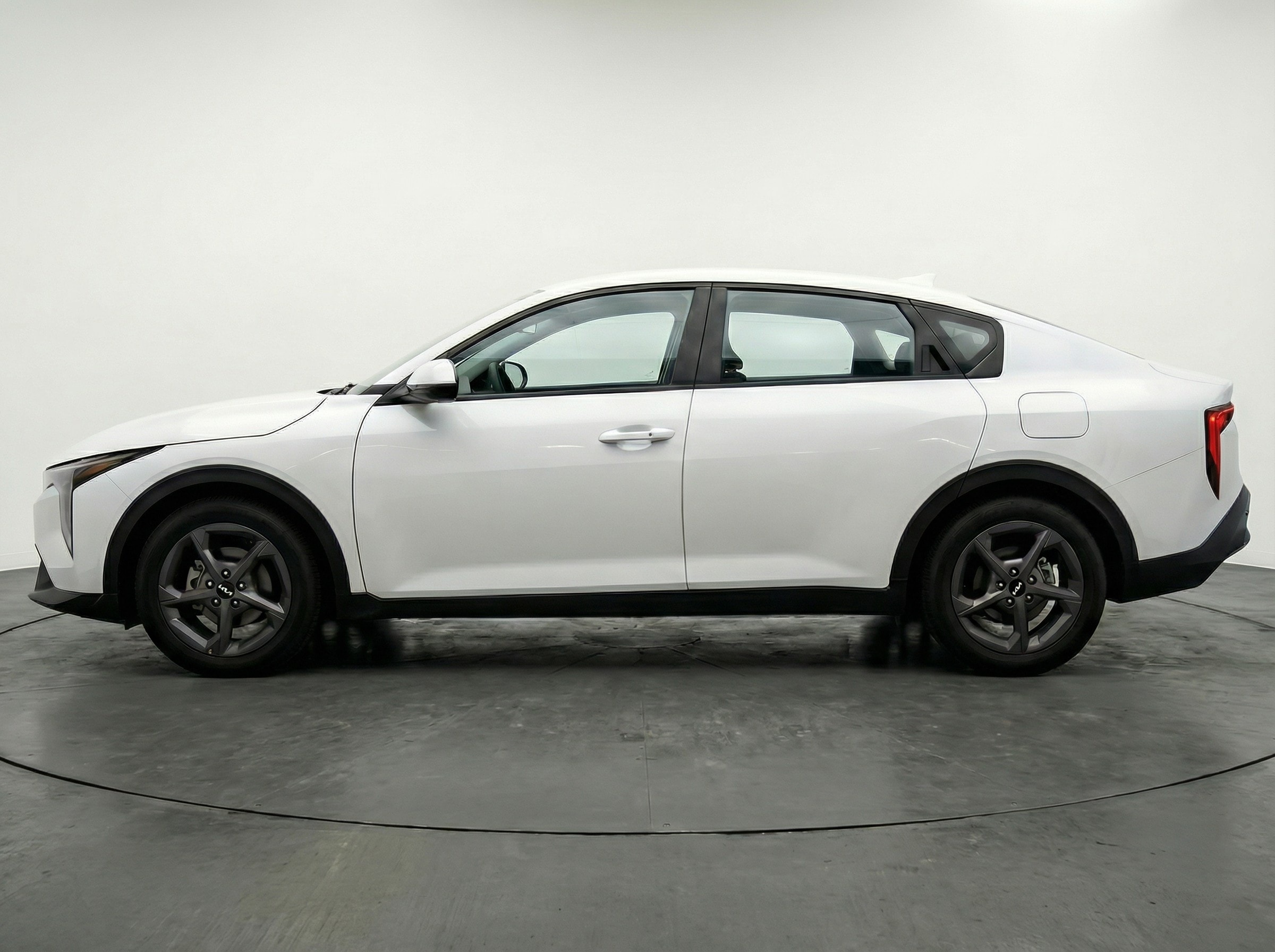 Thumbnail: 2025 Kia K4 - 4