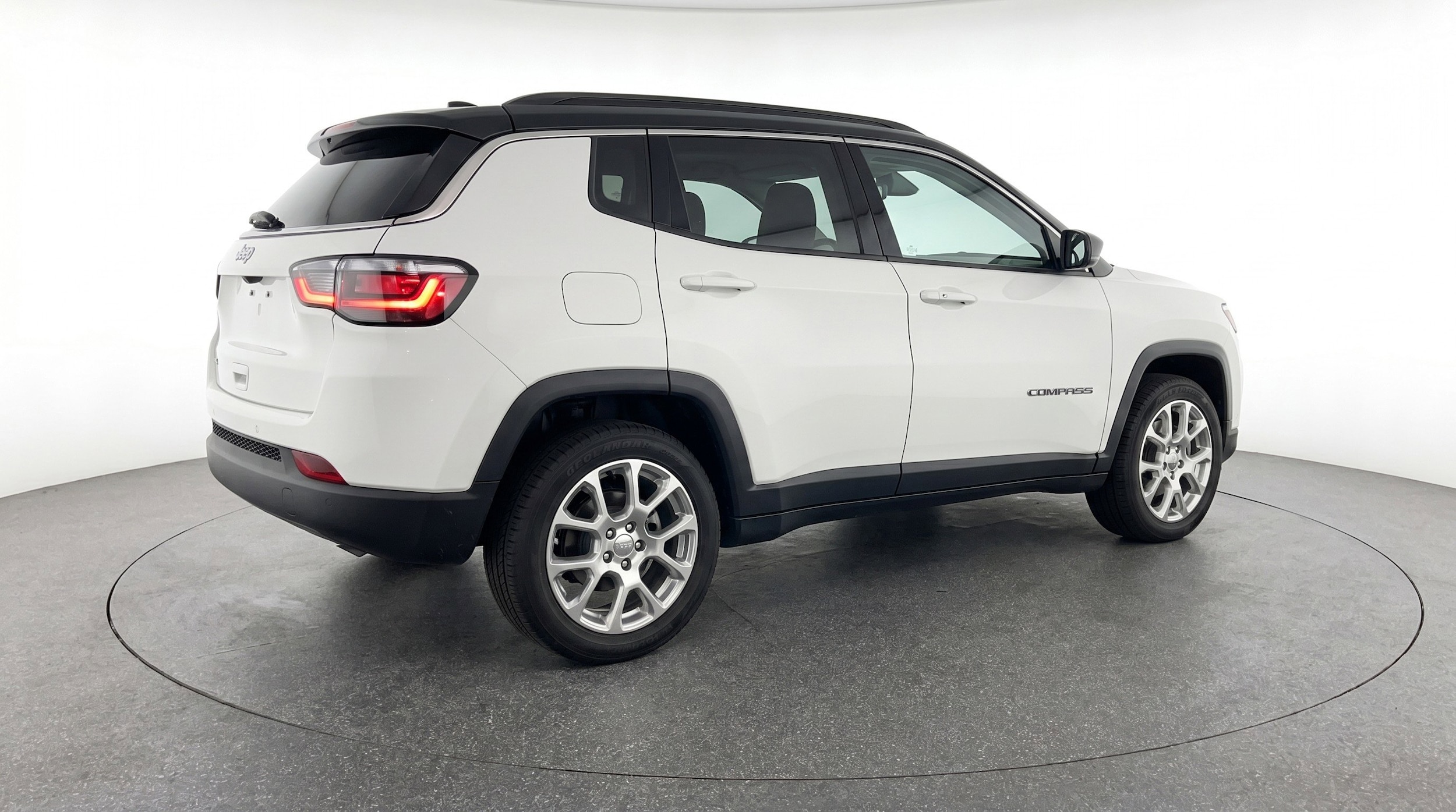 Thumbnail: 2025 Jeep Compass - 9