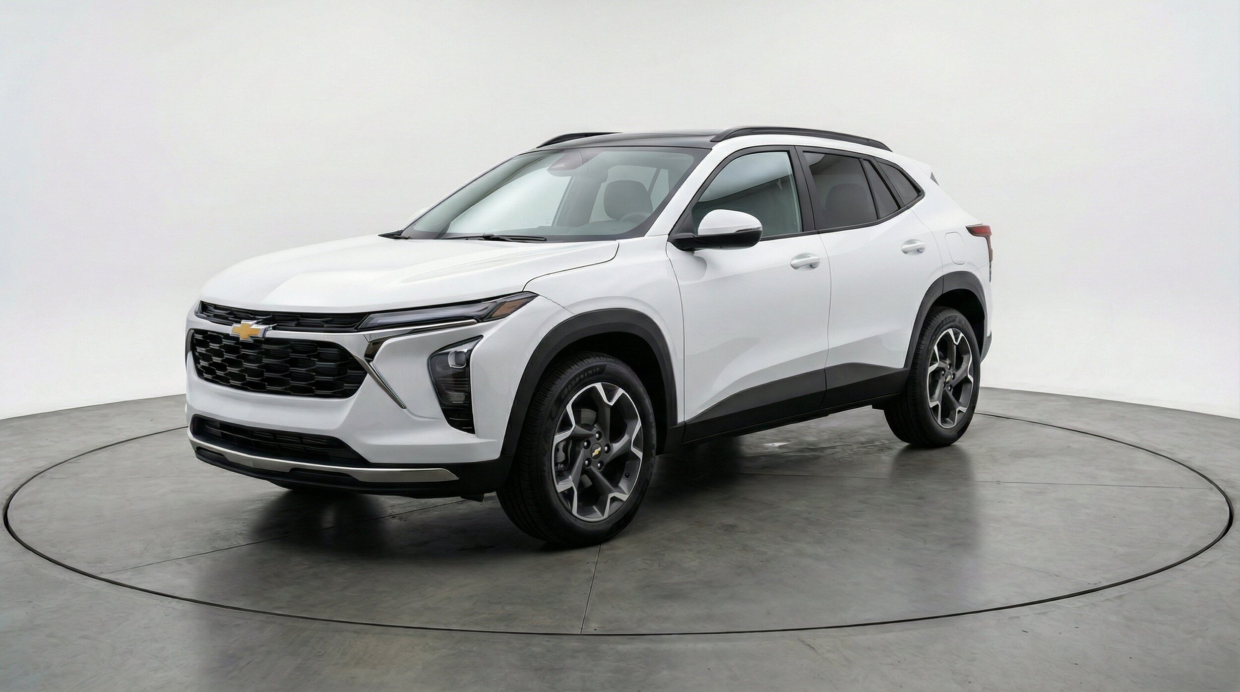 Thumbnail: 2025 Chevrolet Trax - 3
