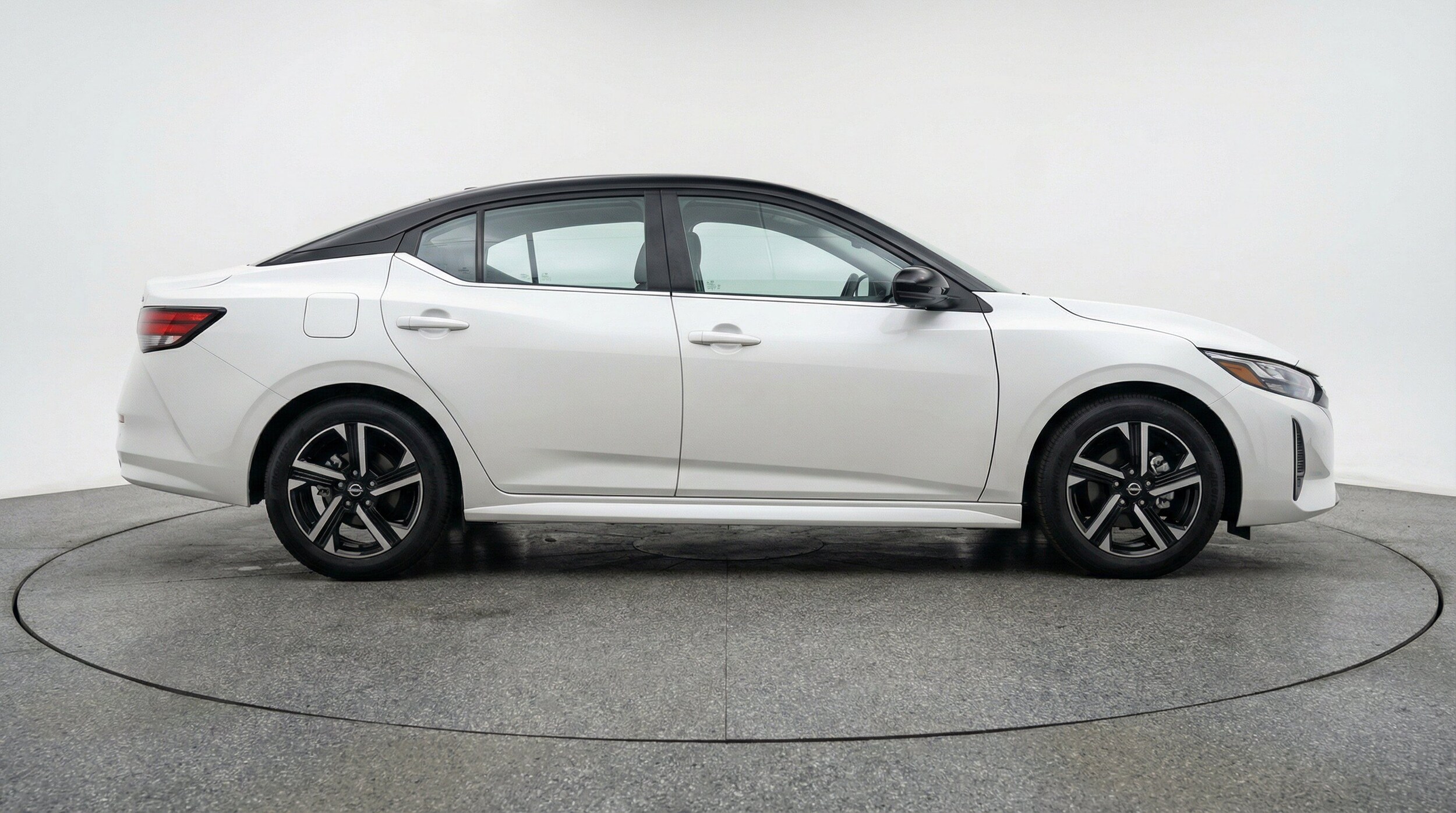 Thumbnail: 2025 Nissan Sentra - 11