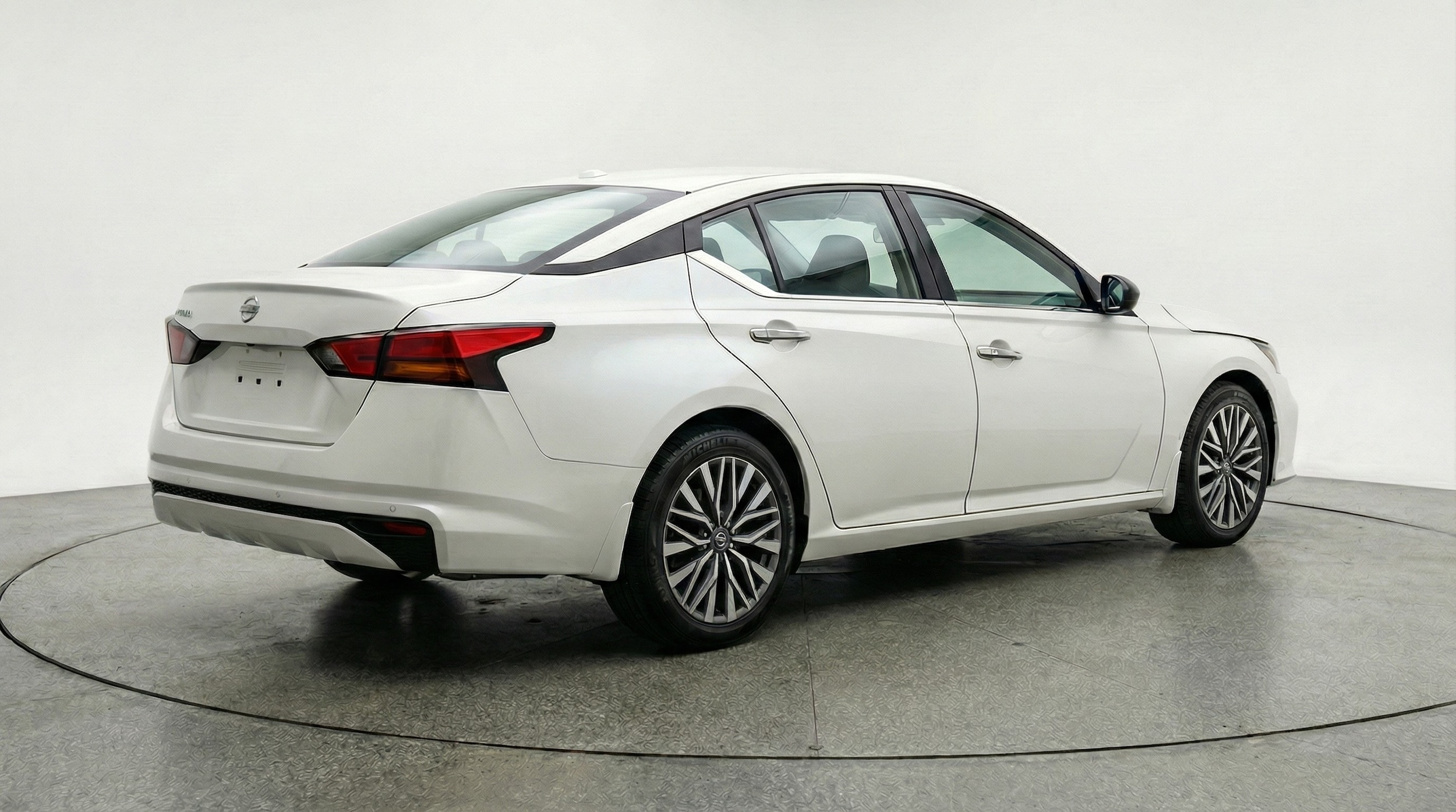 Thumbnail: 2025 Nissan Altima - 7