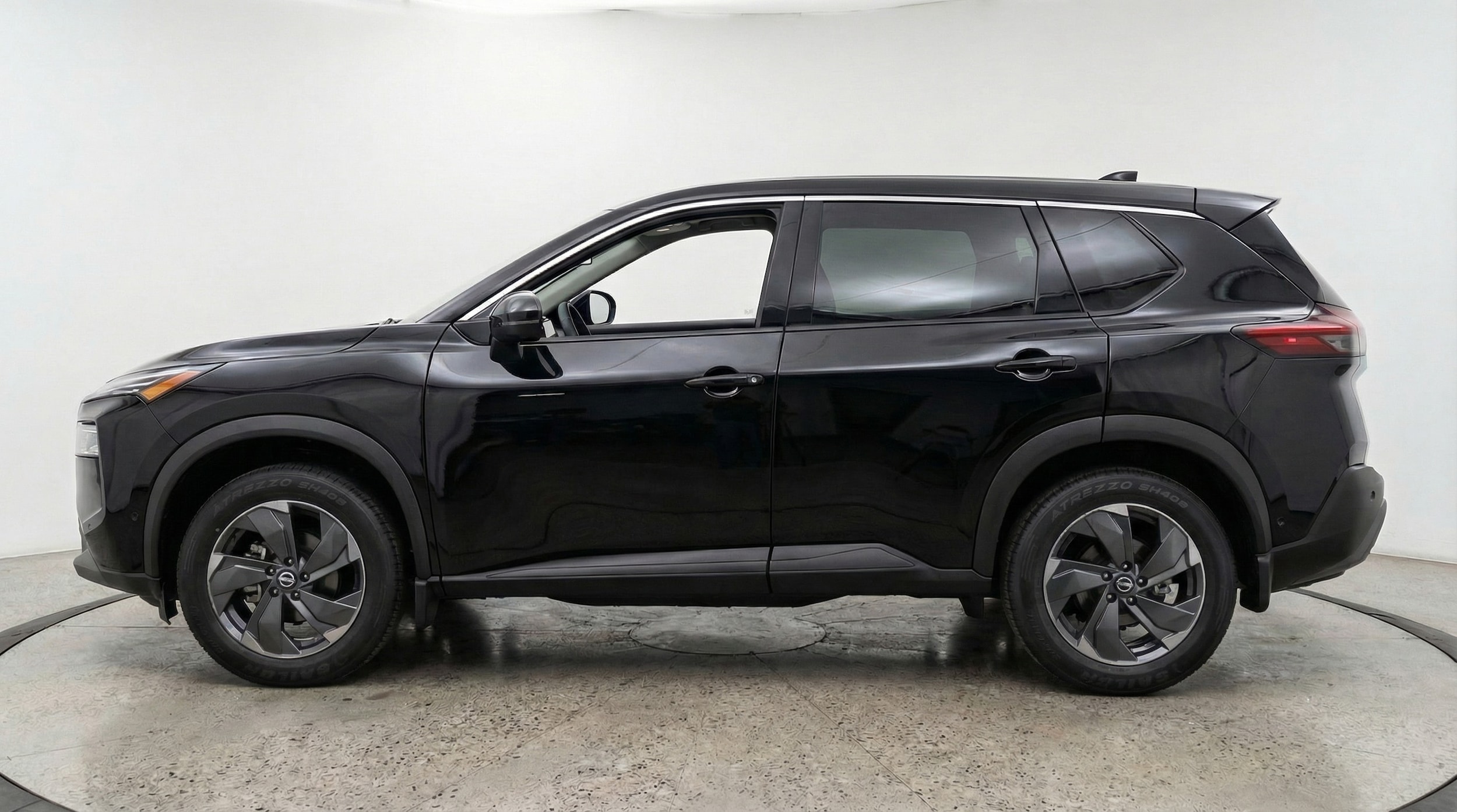 Thumbnail: 2025 Nissan Rogue - 4