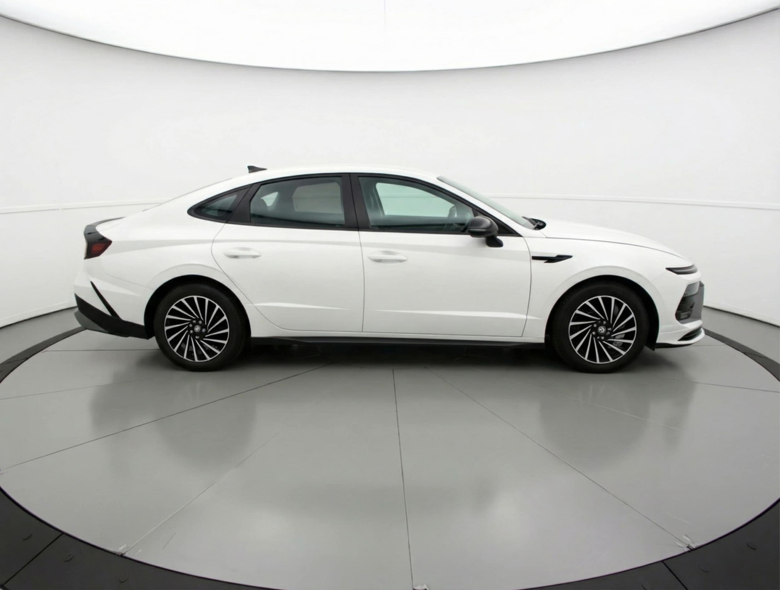 Thumbnail: 2025 Hyundai Sonata - 8