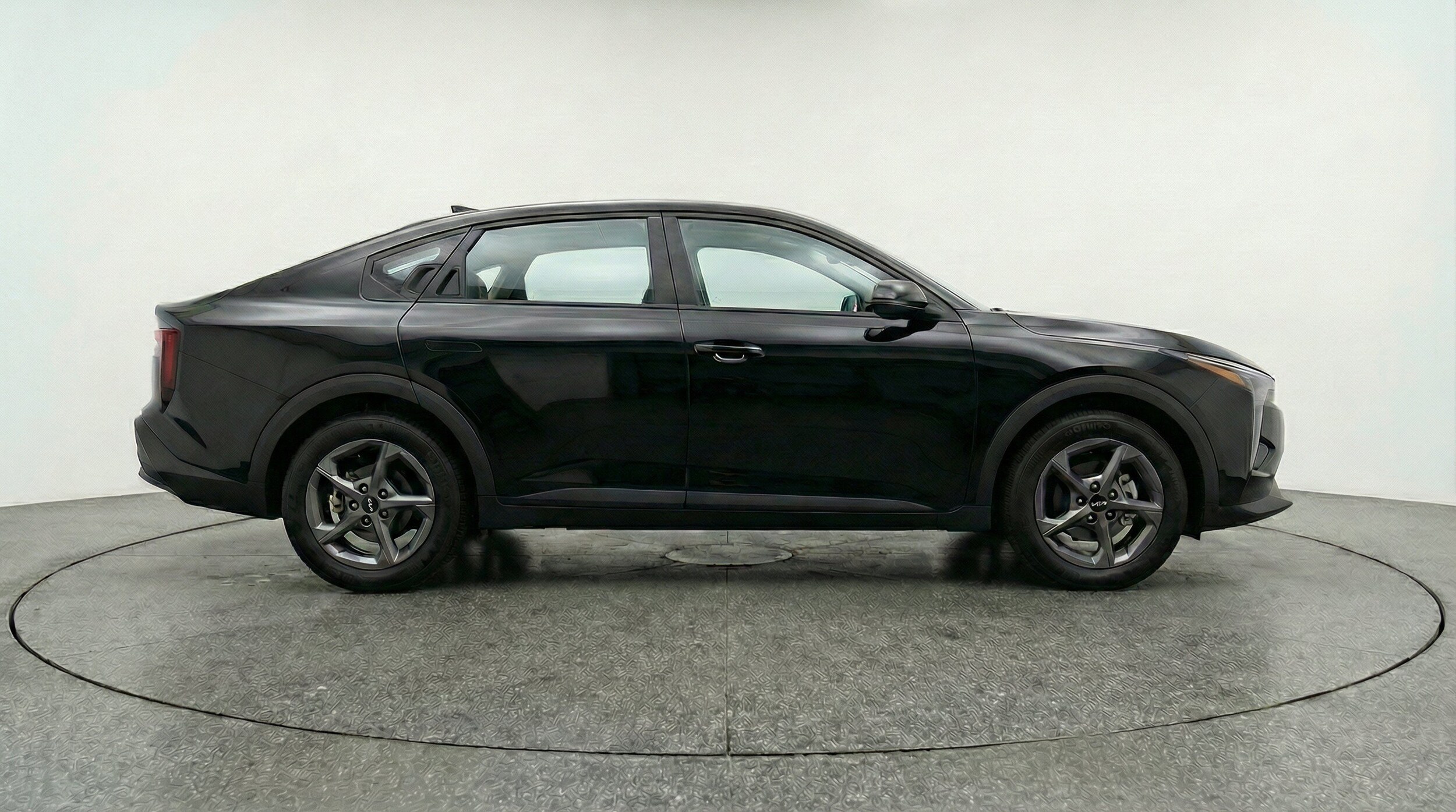 Thumbnail: 2025 Kia K4 - 10