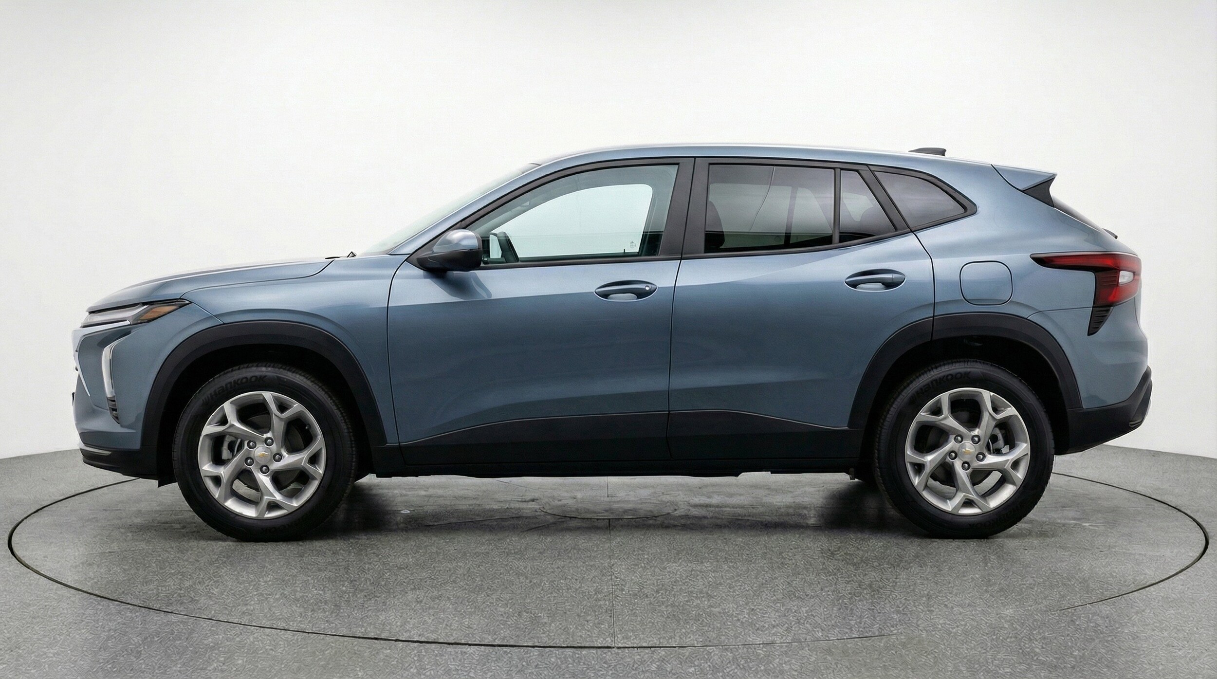 Thumbnail: 2025 Chevrolet Trax - 5