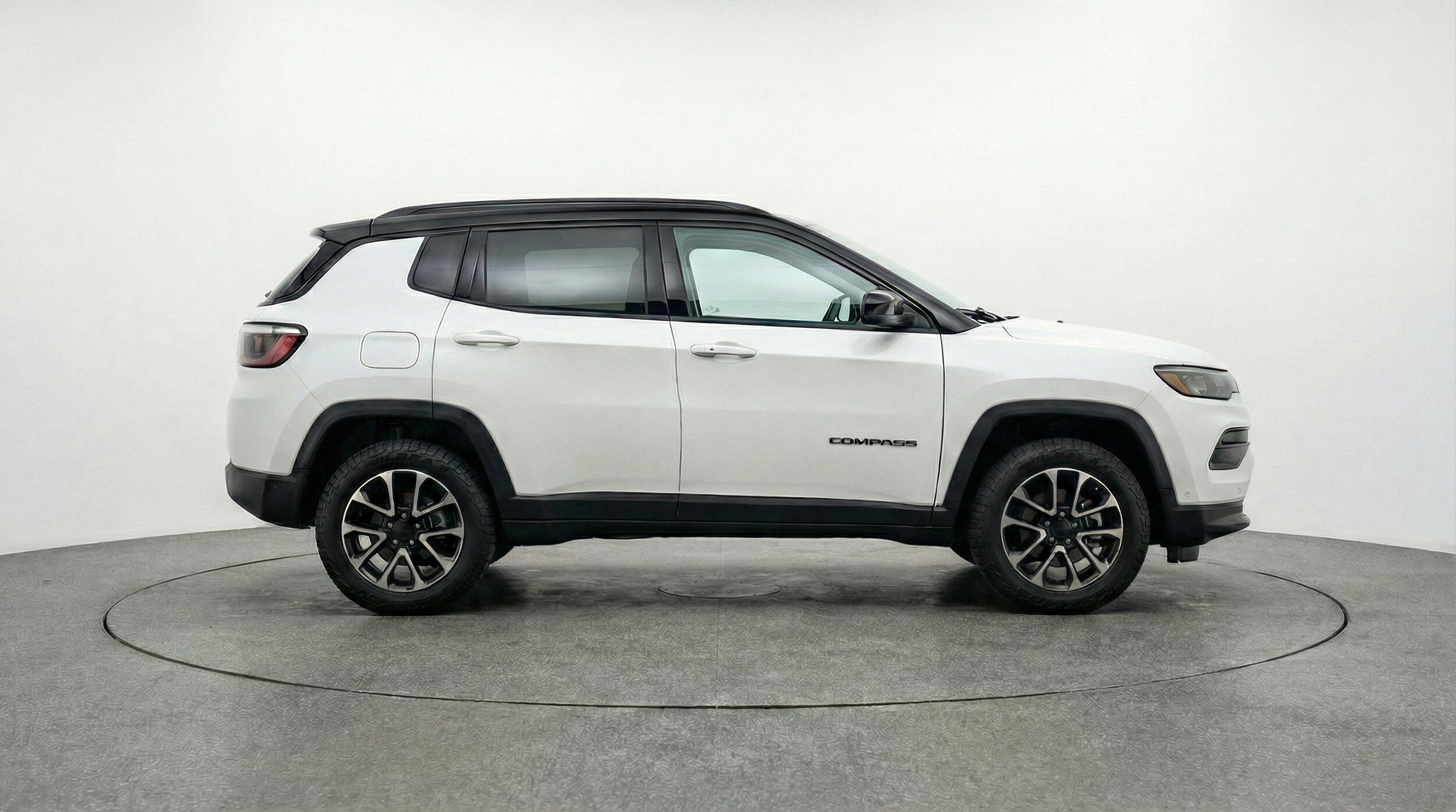 Thumbnail: 2025 Jeep Compass - 11