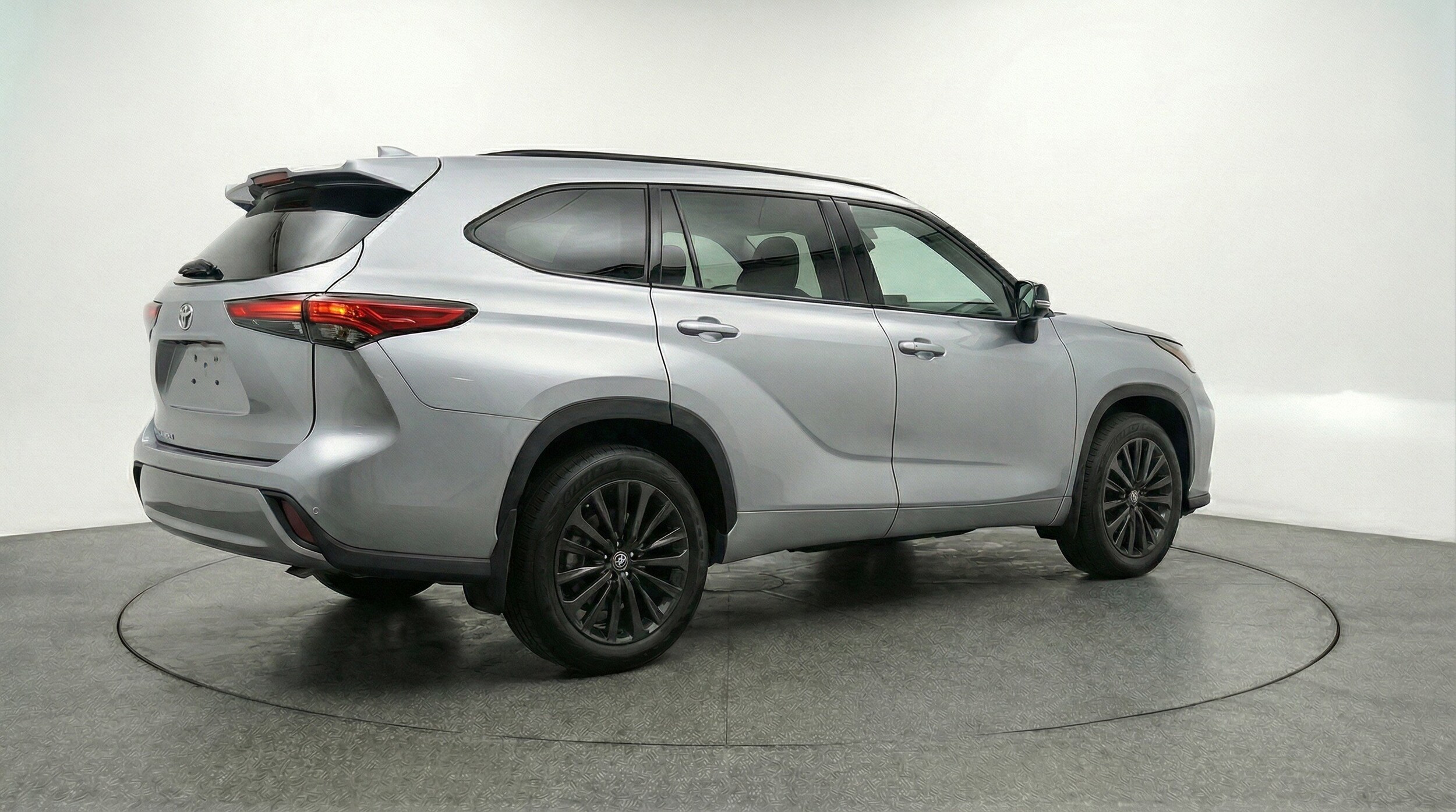 Thumbnail: 2025 Toyota Highlander - 9