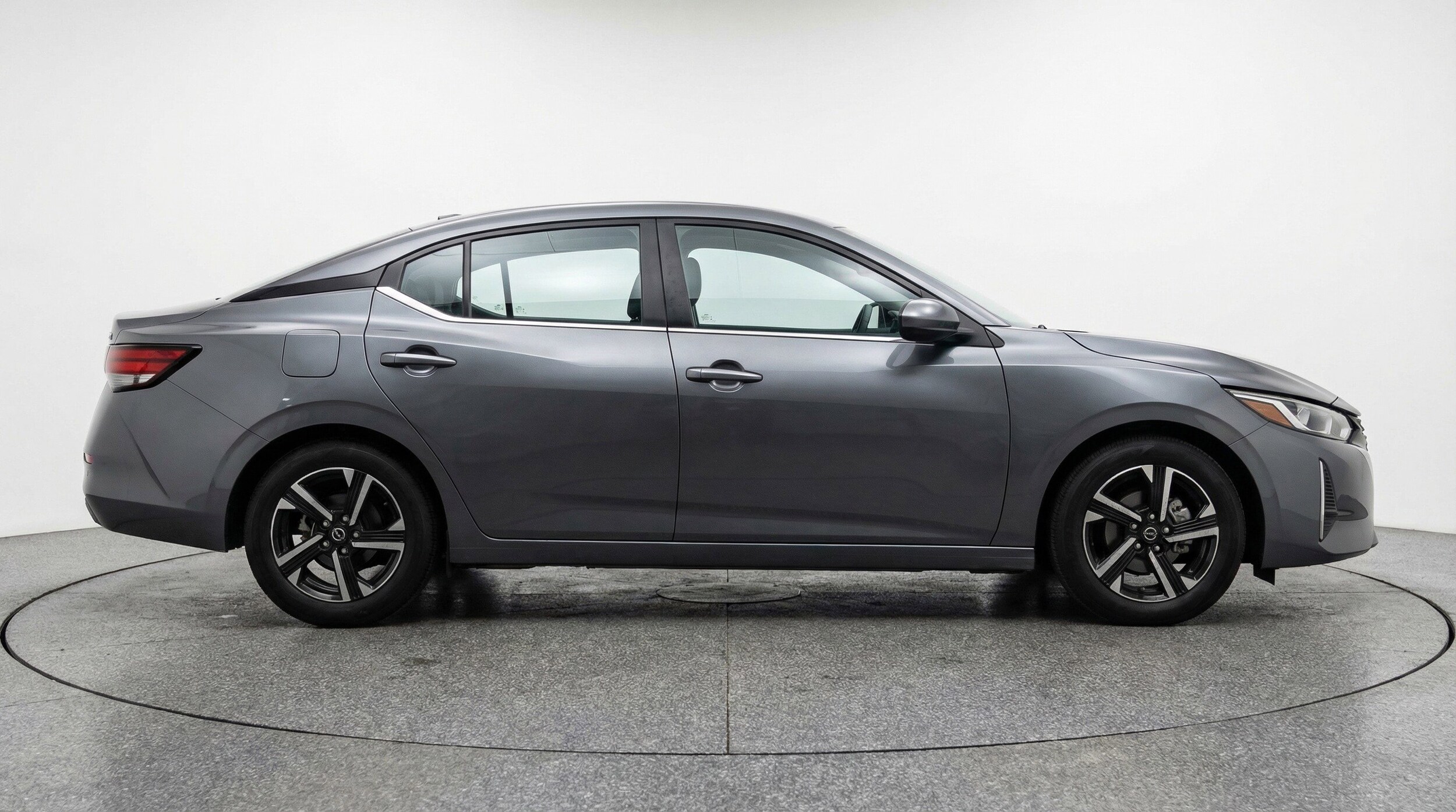 Thumbnail: 2025 Nissan Sentra - 11