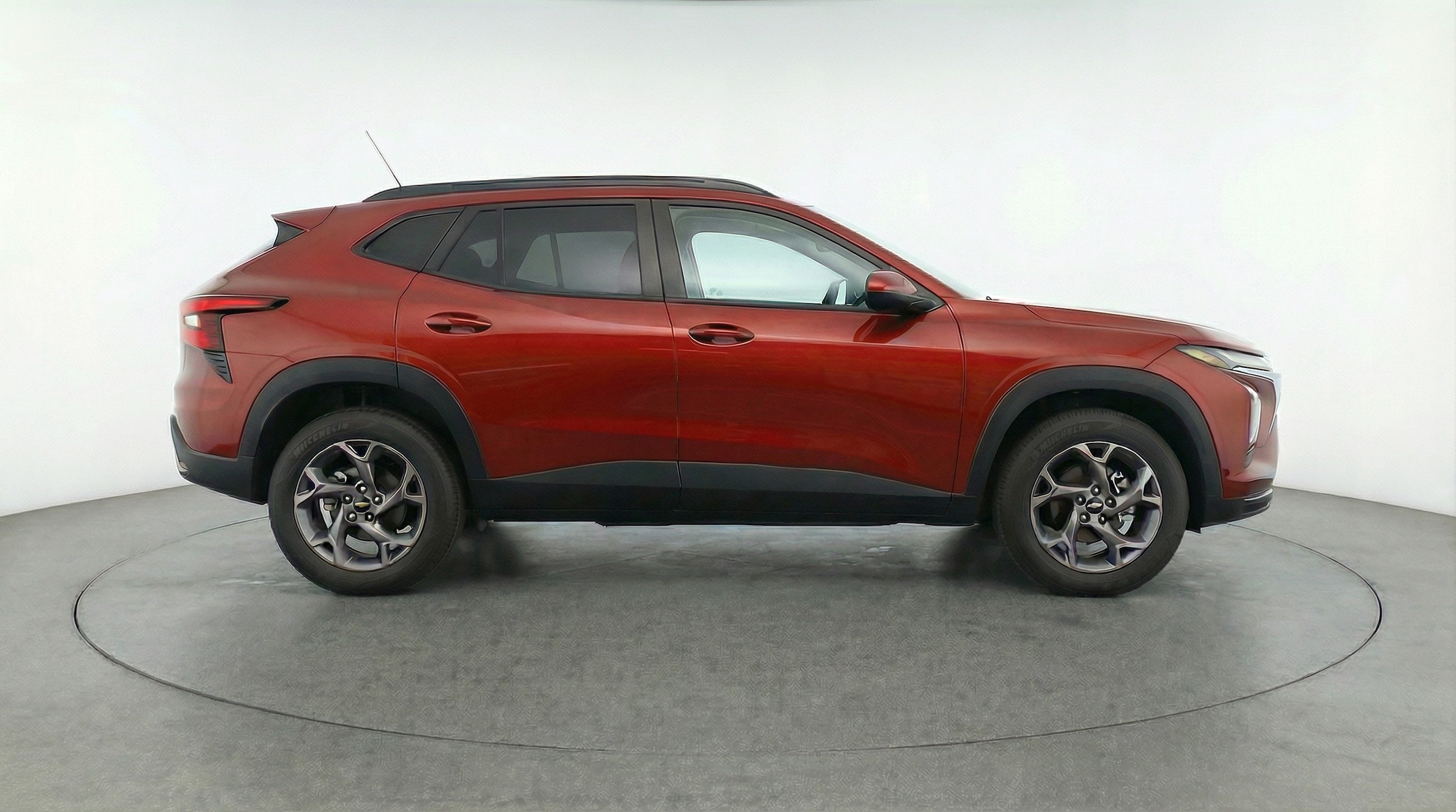 Thumbnail: 2025 Chevrolet Trax - 8