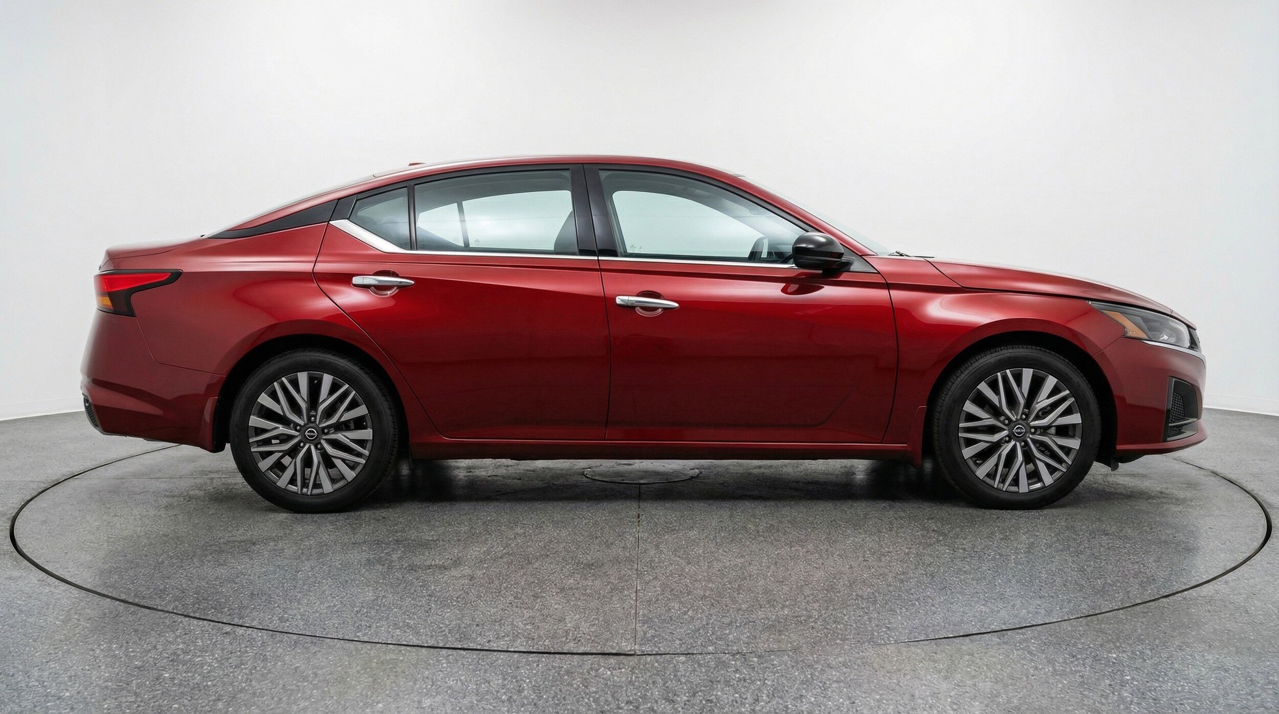 Thumbnail: 2025 Nissan Altima - 11