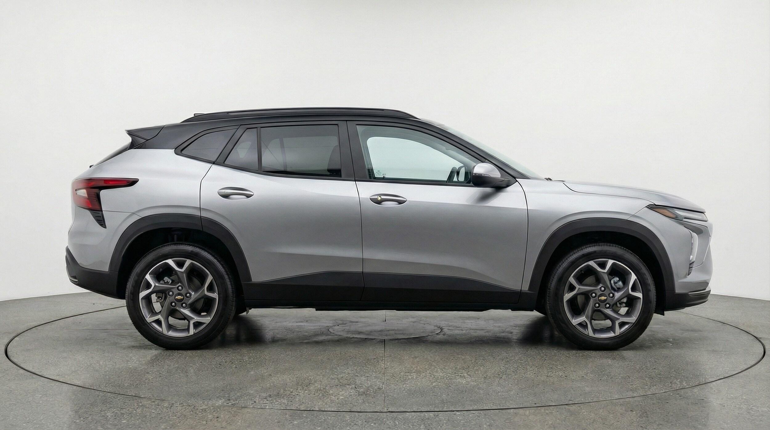 Thumbnail: 2025 Chevrolet Trax - 8