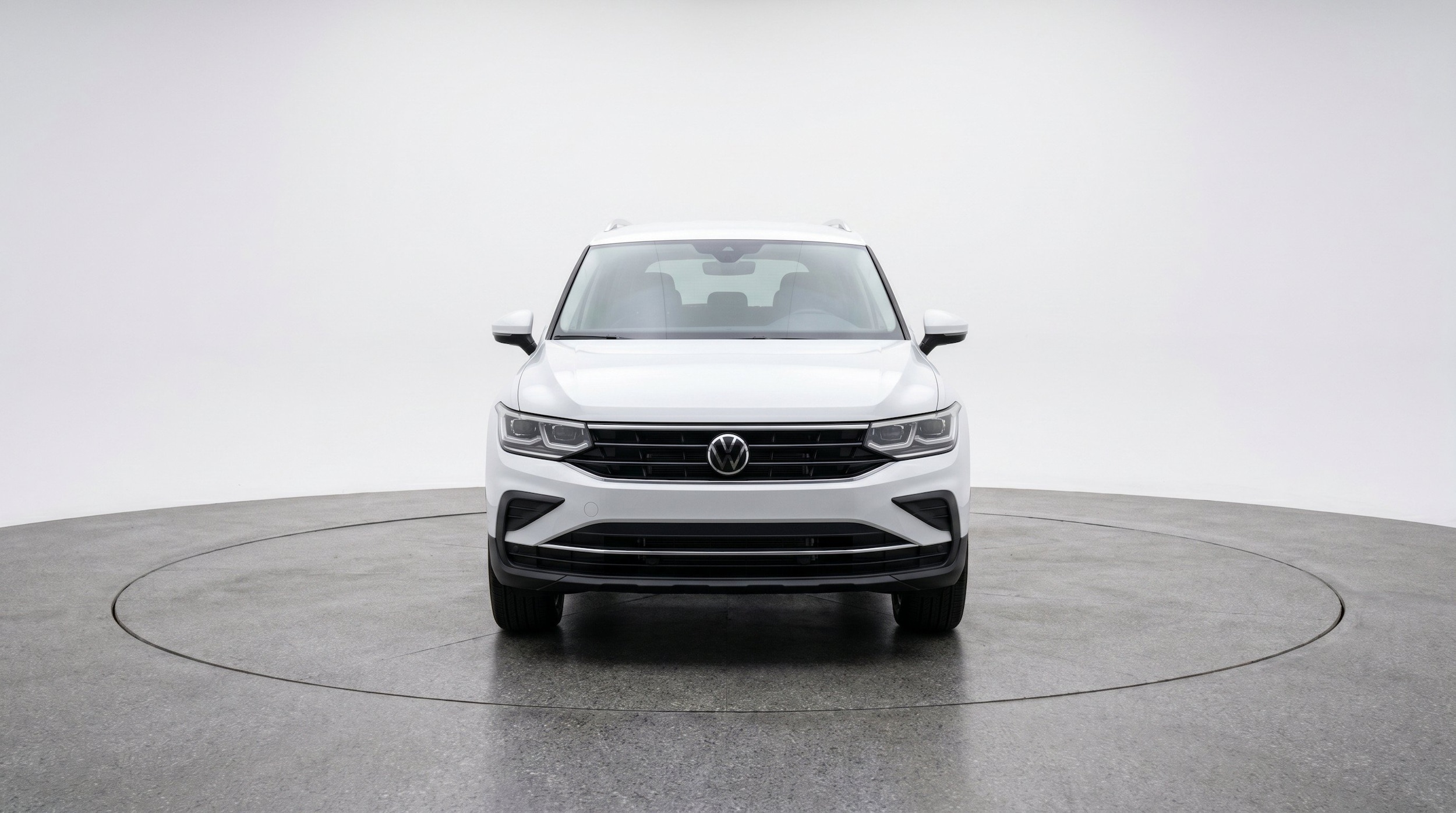 Thumbnail: 2026 Volkswagen Tiguan - 2
