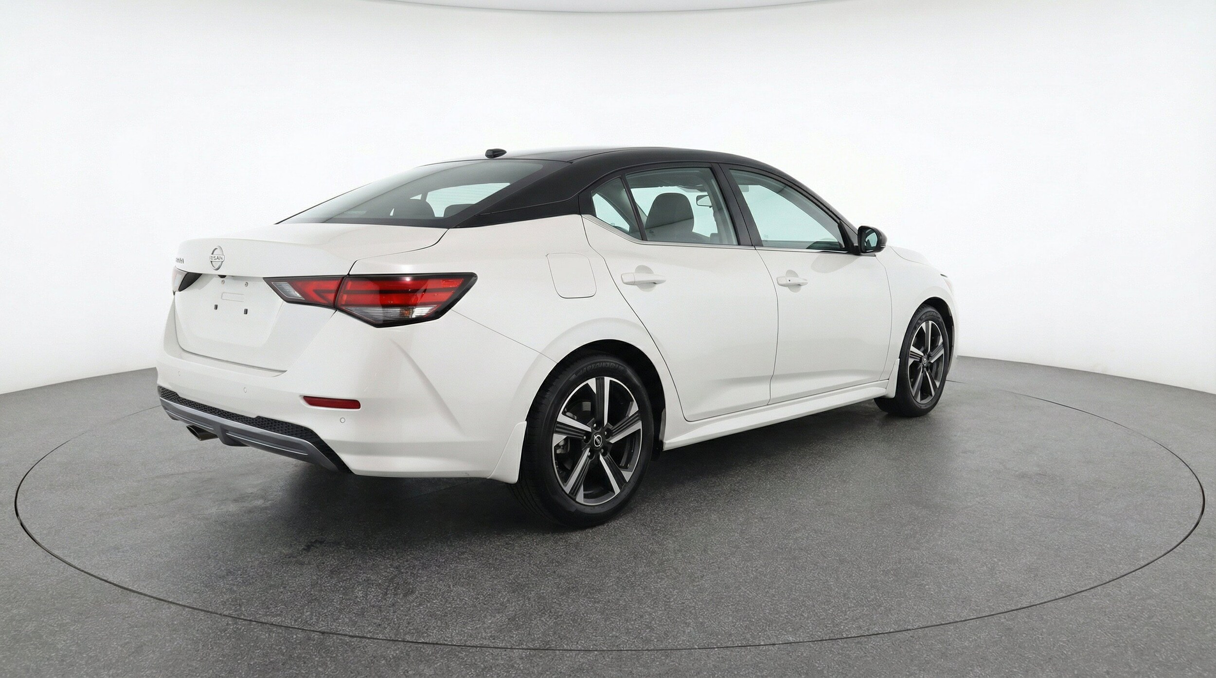 Thumbnail: 2025 Nissan Sentra - 9