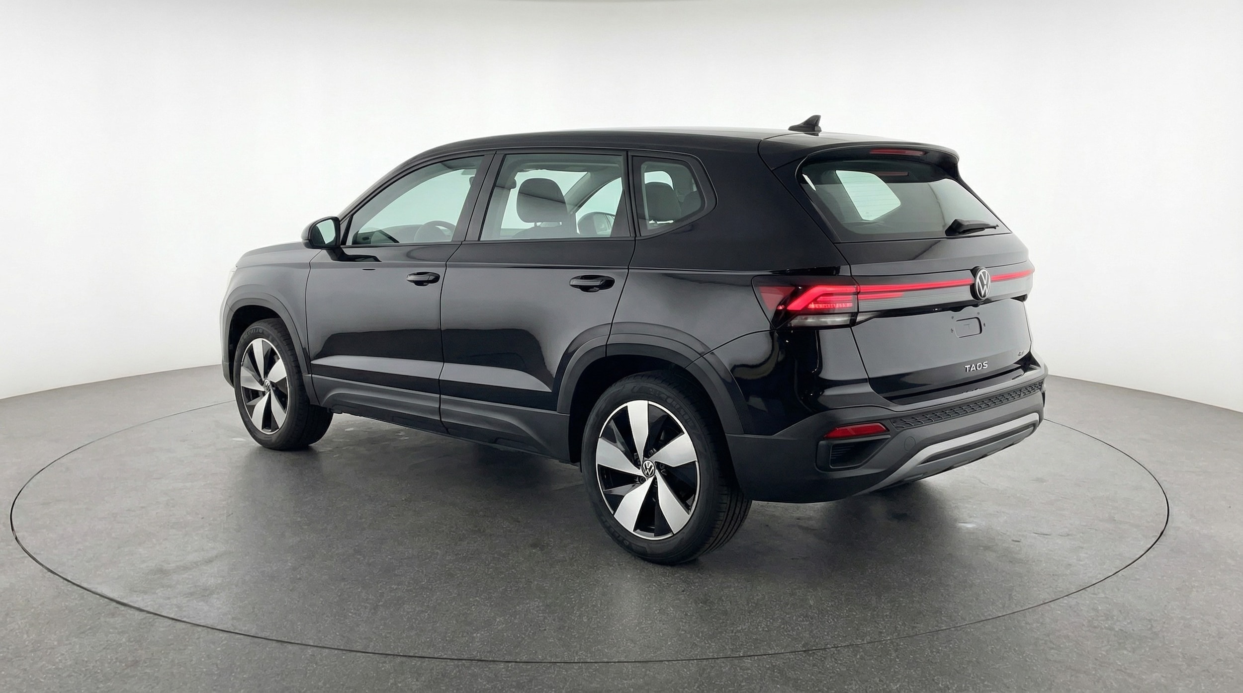 Thumbnail: 2025 Volkswagen Taos - 5