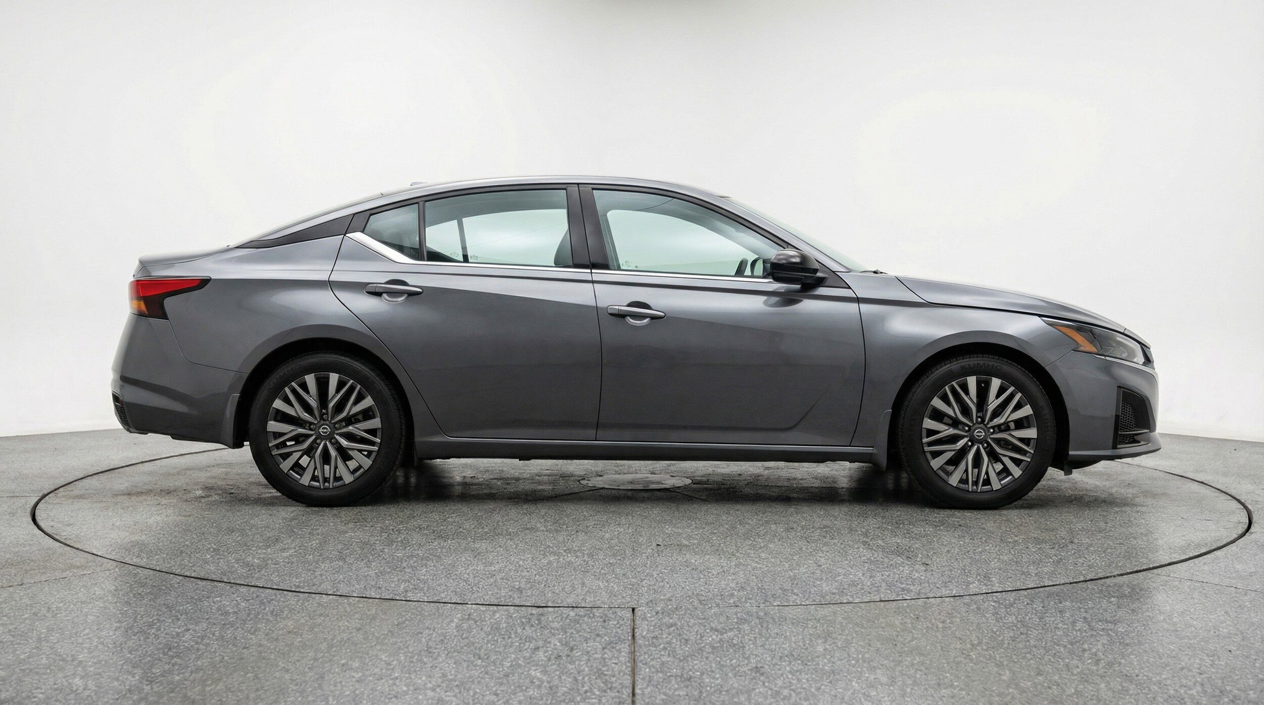 Thumbnail: 2025 Nissan Altima - 11