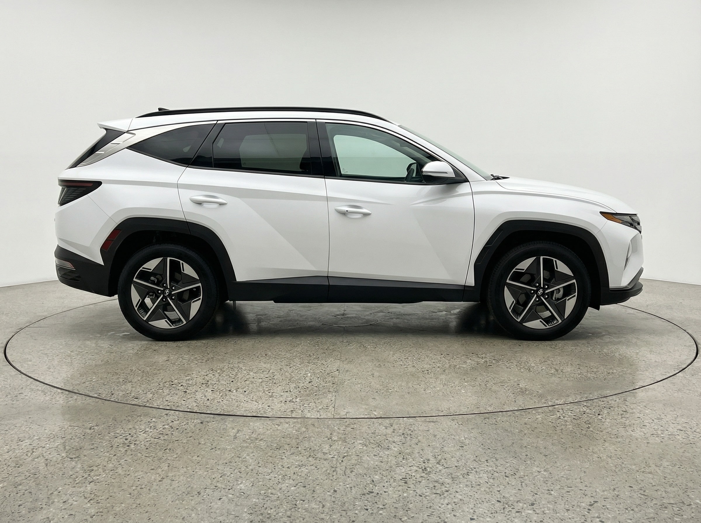 Thumbnail: 2025 Hyundai Tucson - 8