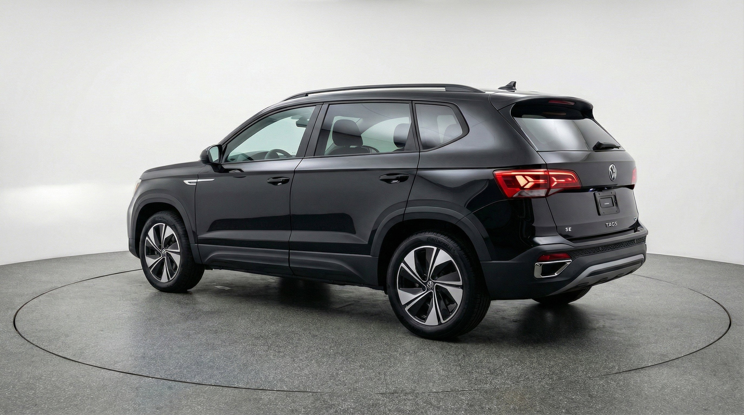 Thumbnail: 2025 Volkswagen Taos - 6