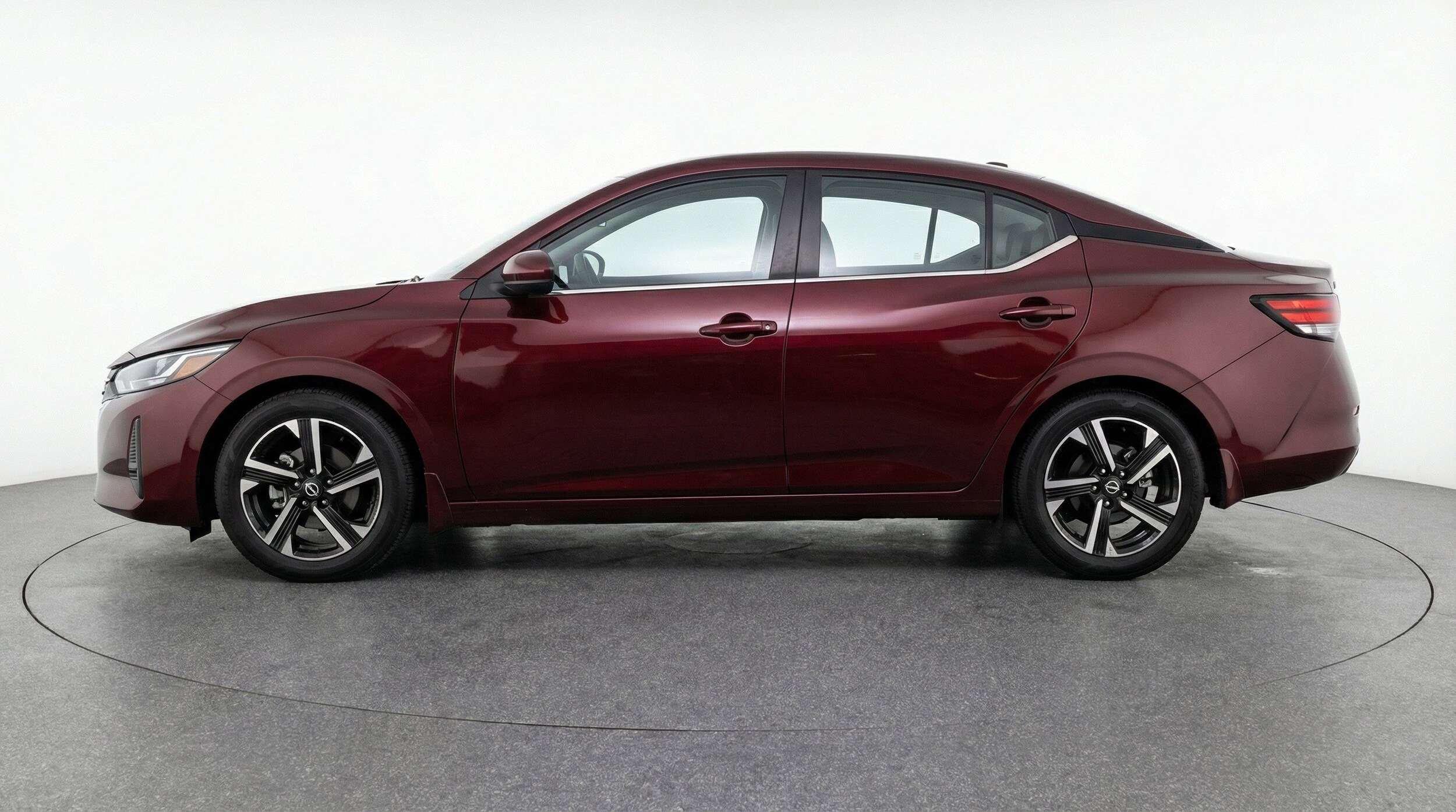 Thumbnail: 2025 Nissan Sentra - 5