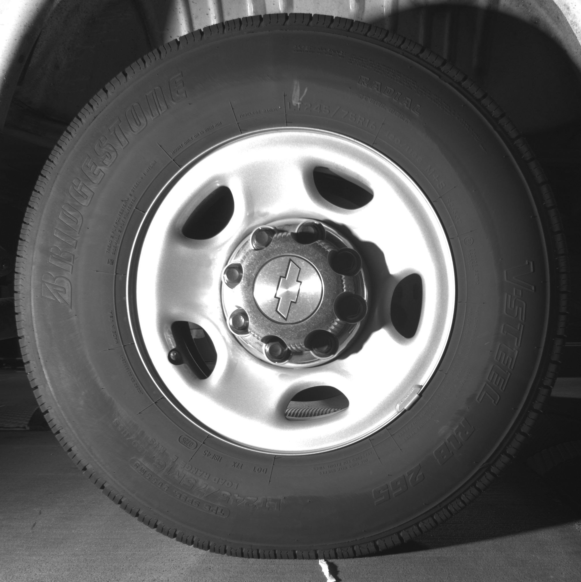Thumbnail: 2025 Chevrolet Express - 15
