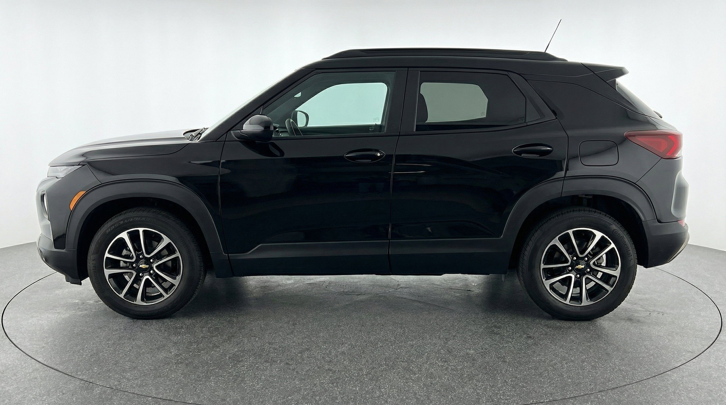 Thumbnail: 2025 Chevrolet TrailBlazer - 5