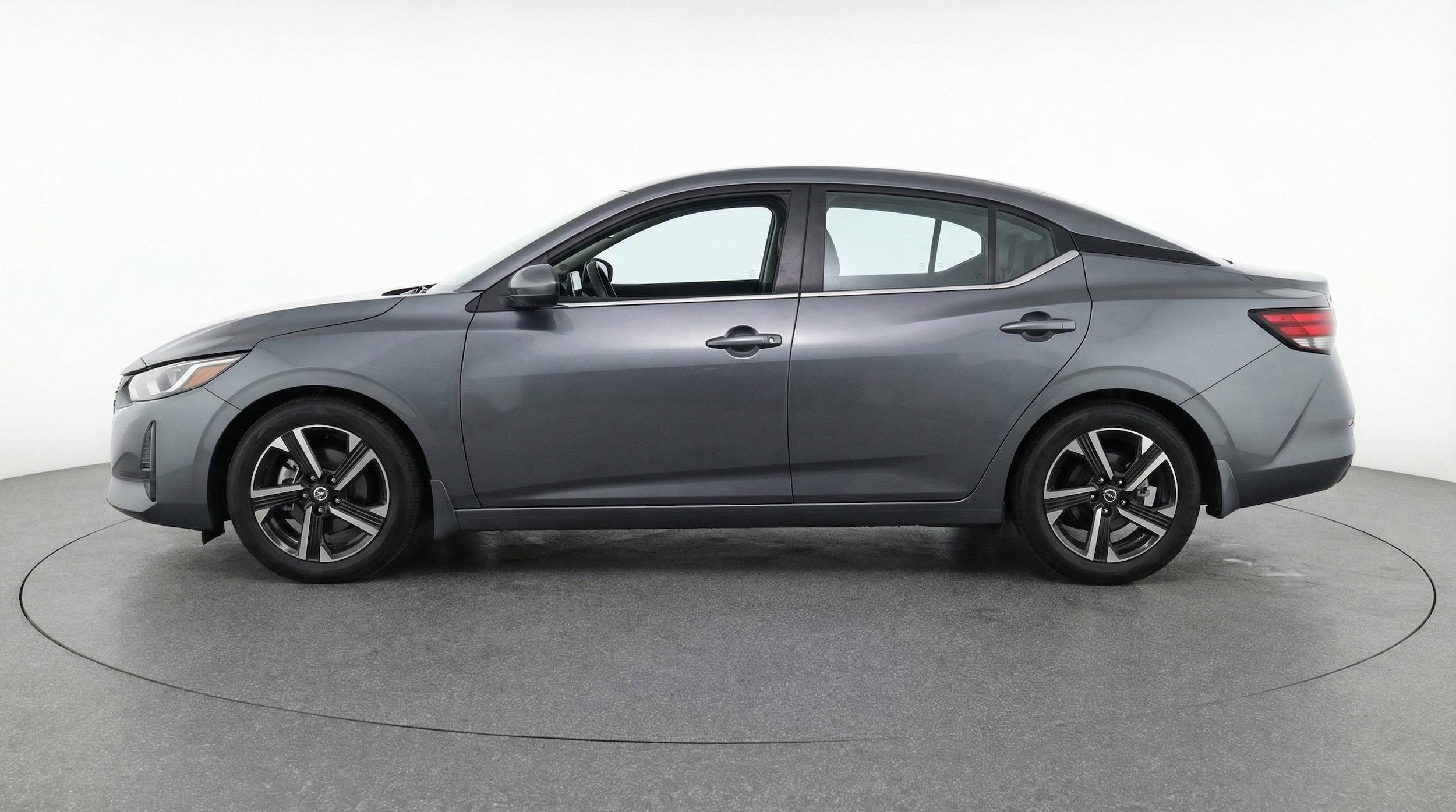 Thumbnail: 2025 Nissan Sentra - 5