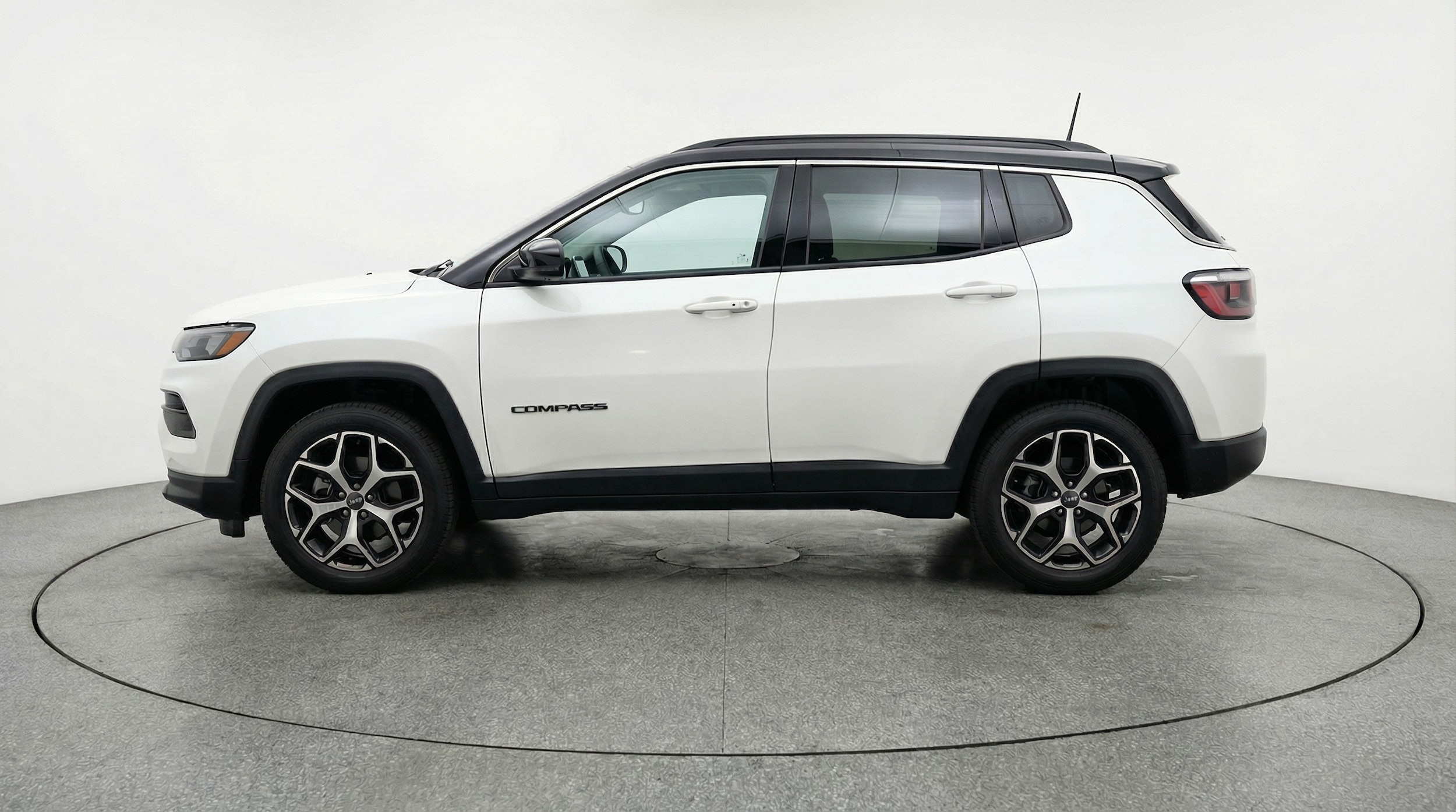 Thumbnail: 2025 Jeep Compass - 4