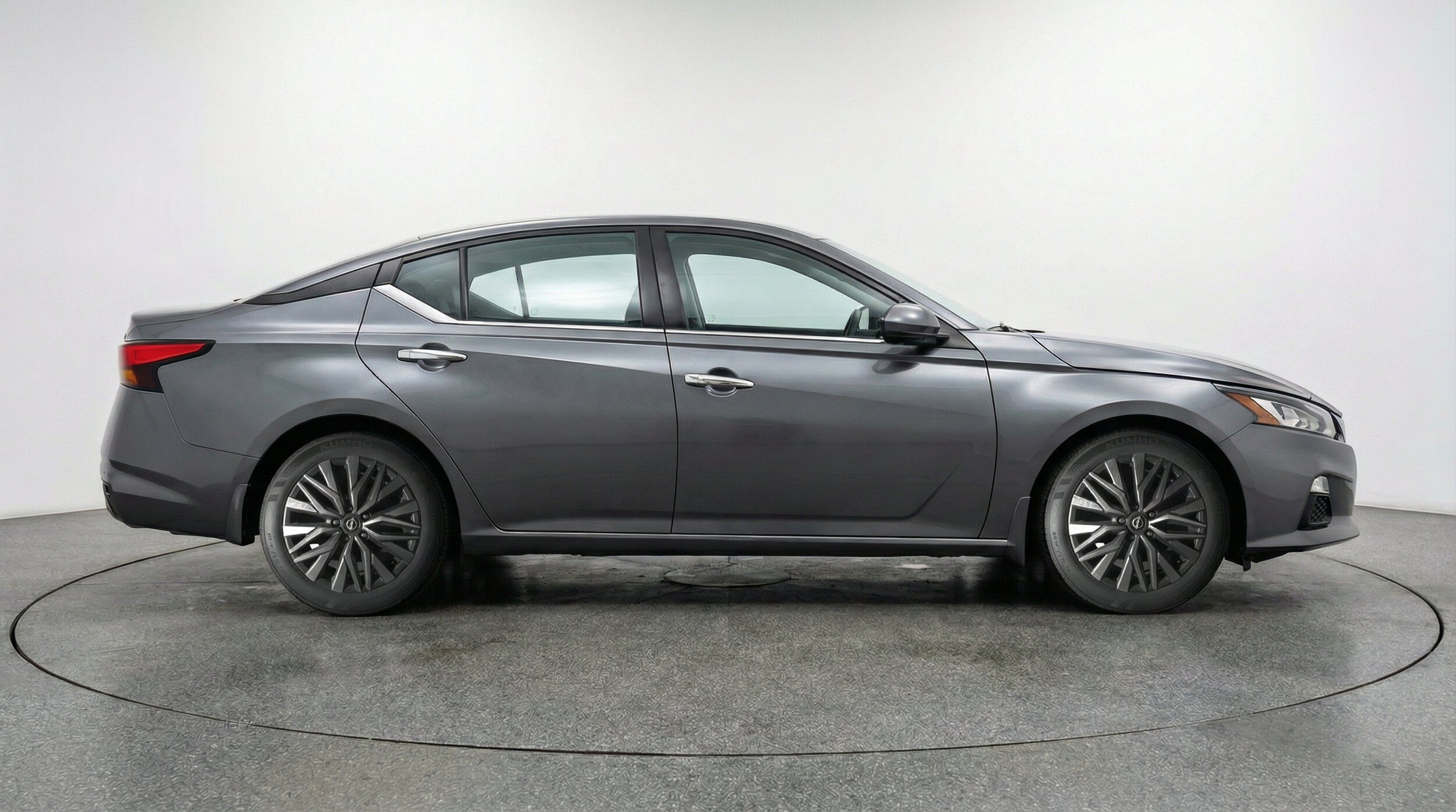 Thumbnail: 2025 Nissan Altima - 11