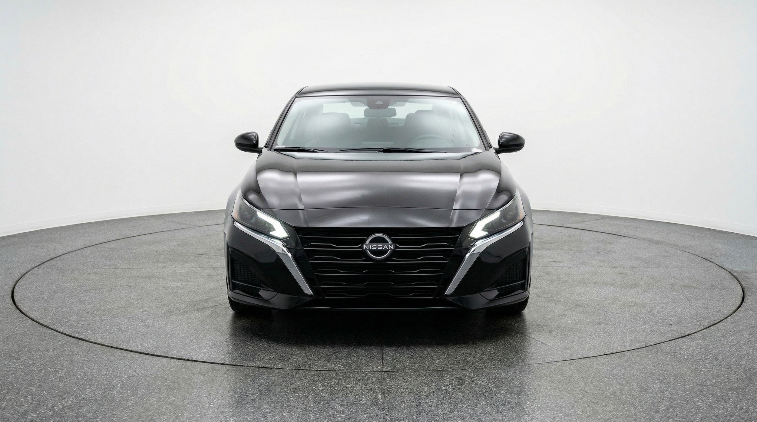 Thumbnail: 2025 Nissan Altima - 2