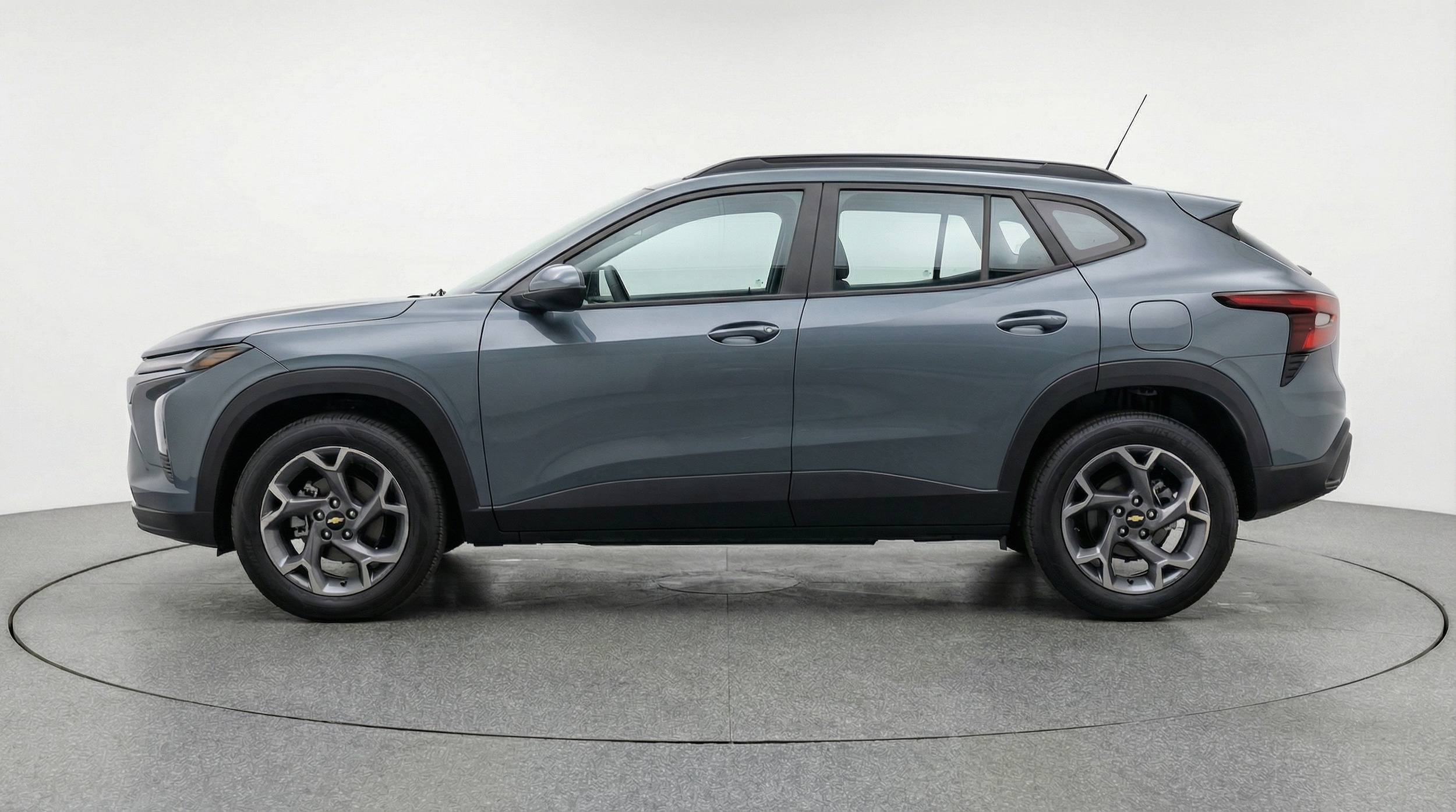 Thumbnail: 2025 Chevrolet Trax - 4