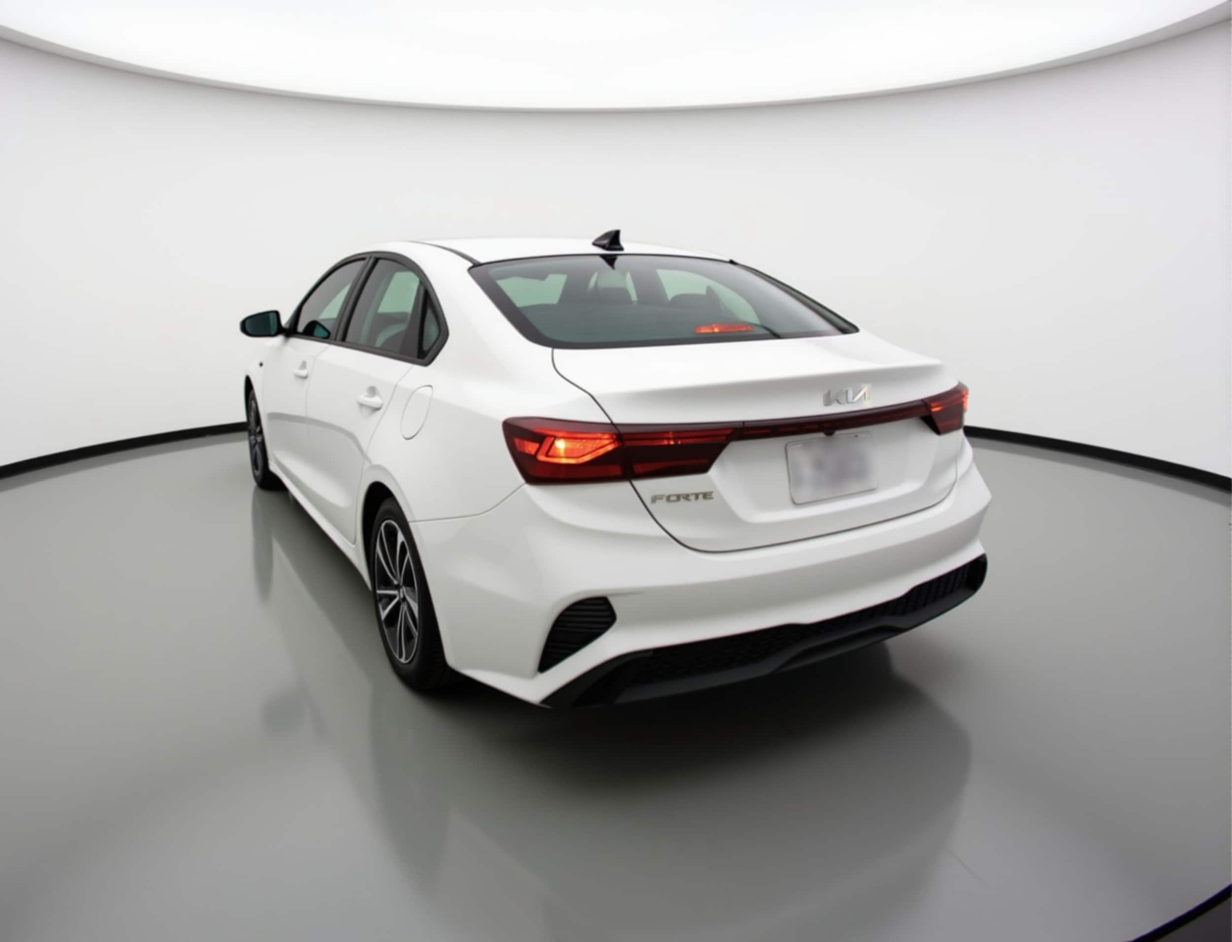 Thumbnail: 2024 Kia Forte - 5