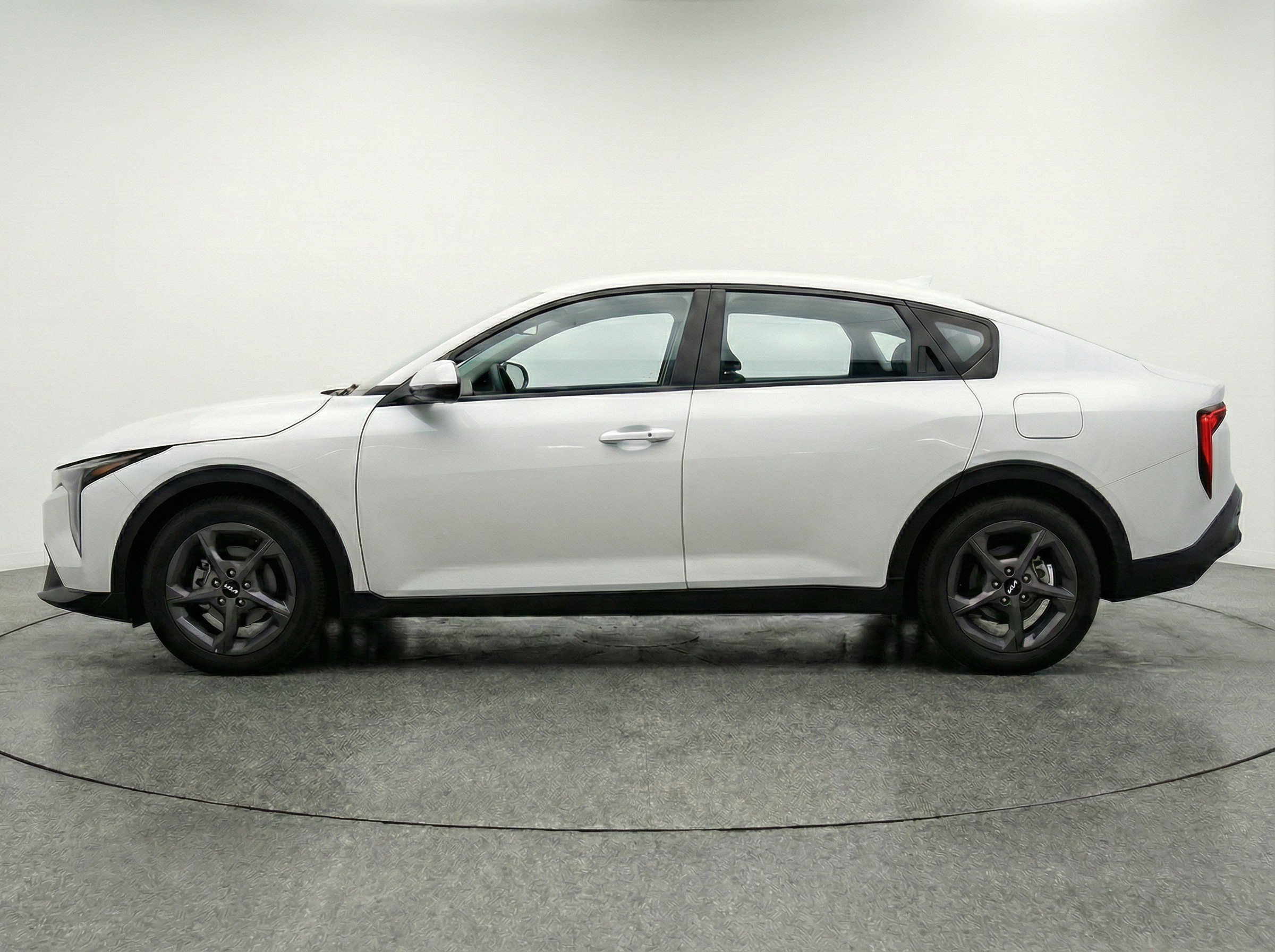 Thumbnail: 2025 Kia K4 - 5